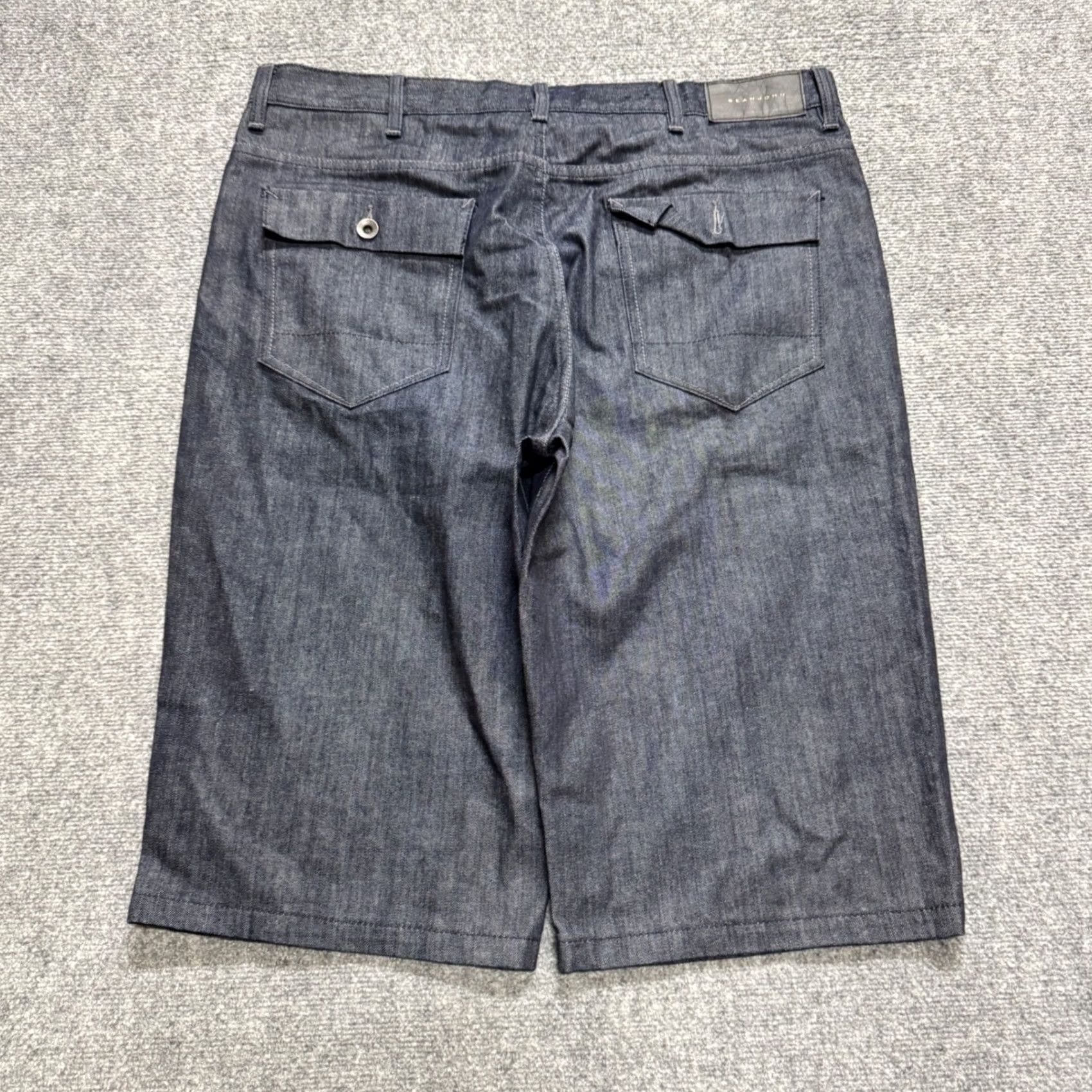 Denime VINTAGE Sean John Denim Jean Shorts Men 40 Dark Washed Black Wide Leg Baggy Jeans Shorts Mens 40 Black Wide-Leg Baggy Size US 40 / EU 56 - 2 Thumbnail