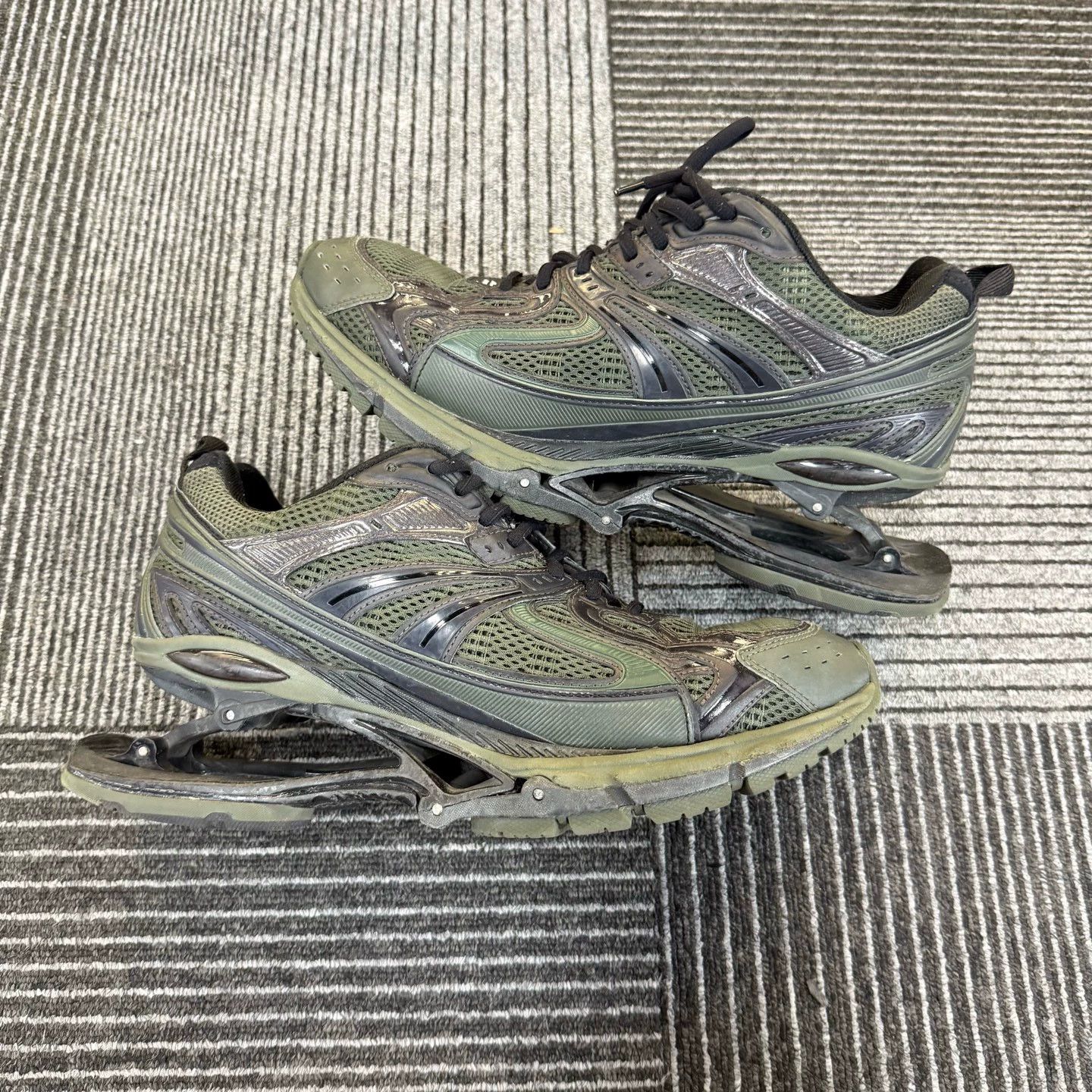 Balenciaga Balenciaga X-Pender Sneaker Olive Green 43 9/10 Size US 10 / EU 43 - 2 Thumbnail