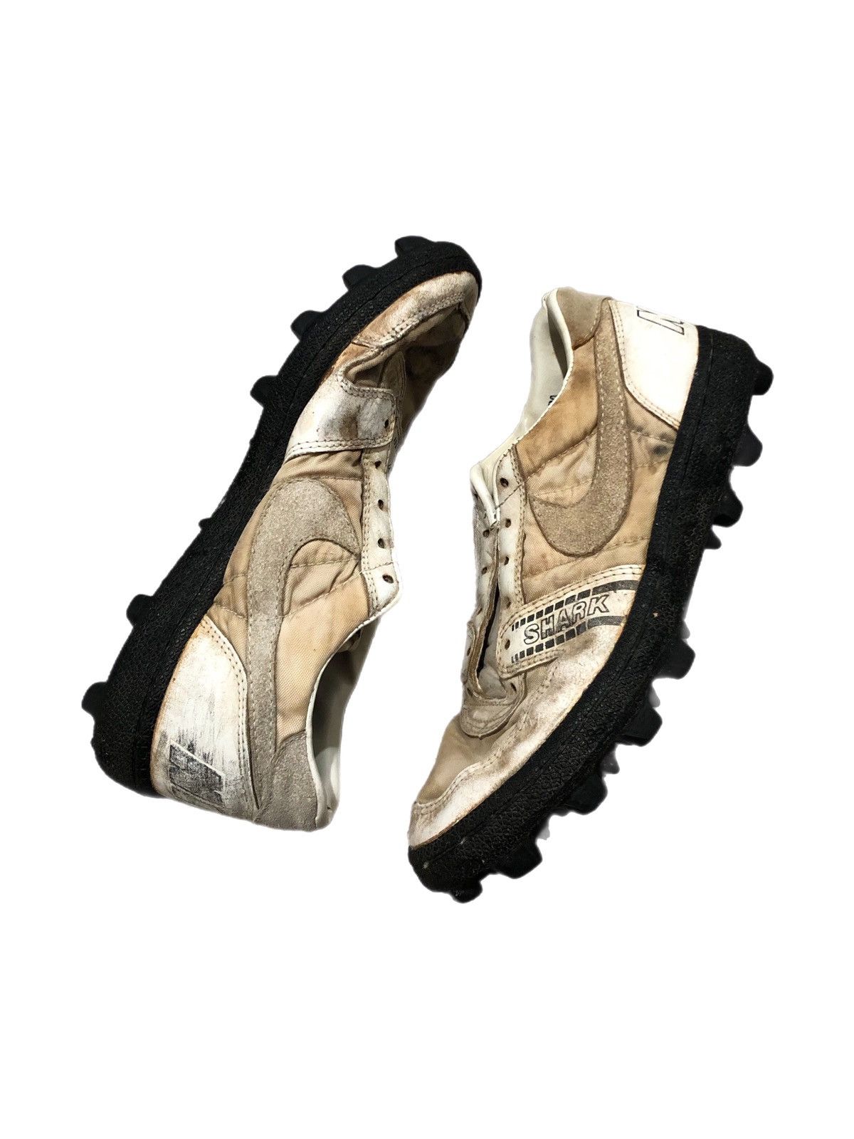 Nike × Vintage Vtg 1988 Nike Landshark Football Cleats Size US 6.5 / EU 39-40 - 1 Thumbnail