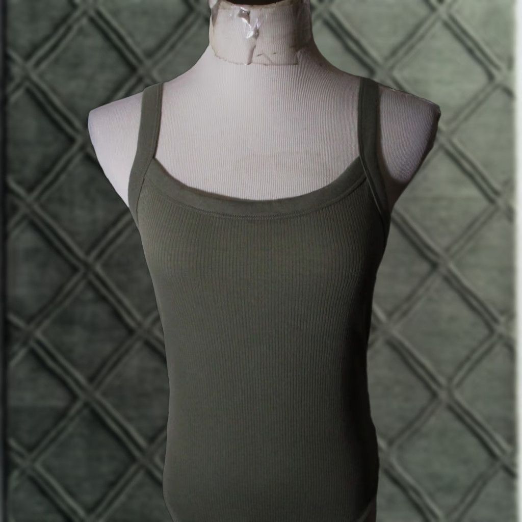 American Eagle Outfitters AMERICAN EAGLE Green Sleeveless Top L Women NWOT Body Shirt Stretch Casual Top Size L / US 10 / IT 46 - 1 Thumbnail