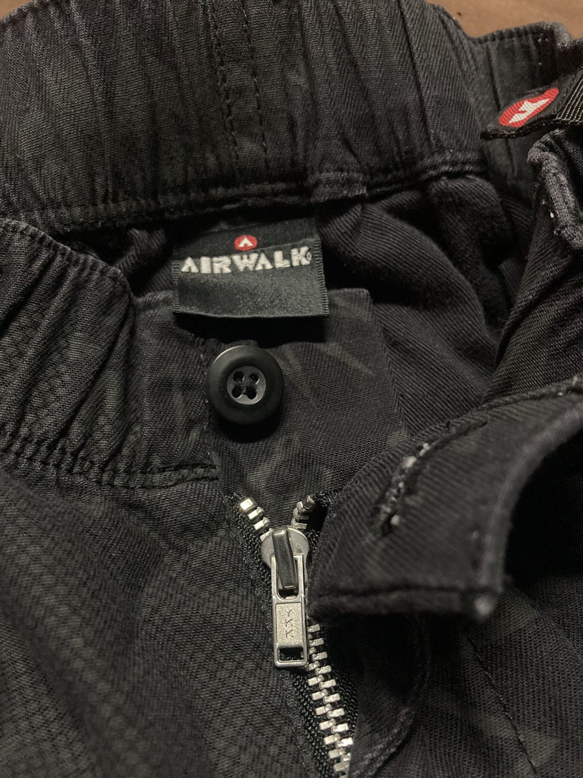 Airwalk Airwalk Overprinted Easy Shorts Size US 28 / EU 44 - 7 Thumbnail