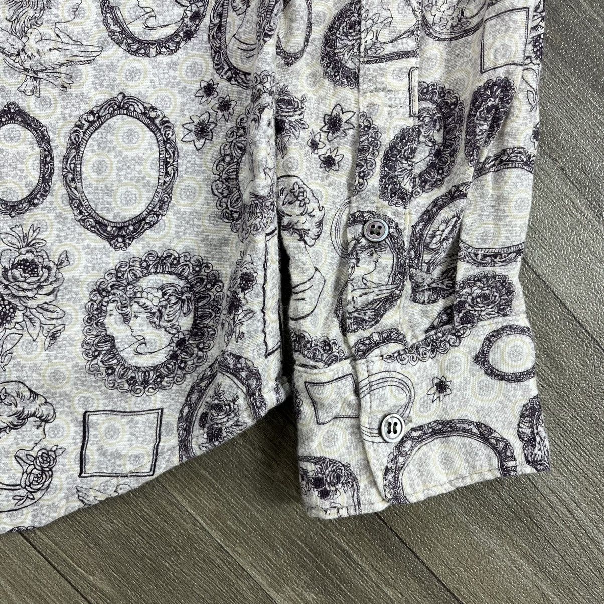 Frapbois Vintage Frapbois Issey Miyake Baroque Cameo Pattern Shirt Size US S / EU 44-46 / 1 - 13 Thumbnail