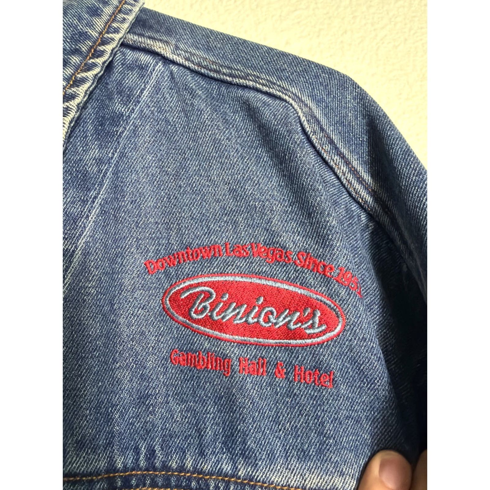 Denime VINTAGE Binion’s Las Vegas Denim Jacket Mens 2XL Bomber Blue Denim Gambling Hall Hotel Size US XXL / EU 58 / 5 - 5 Thumbnail