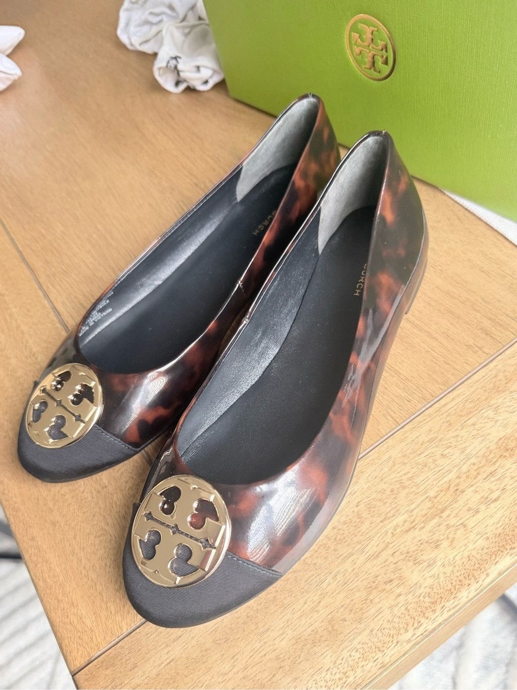 Tory Burch Tory Burch Chelsea Cap-Toe Ballet Flat In Tortoise Patent;SZ Size US 9 / IT 39 - 2 Thumbnail