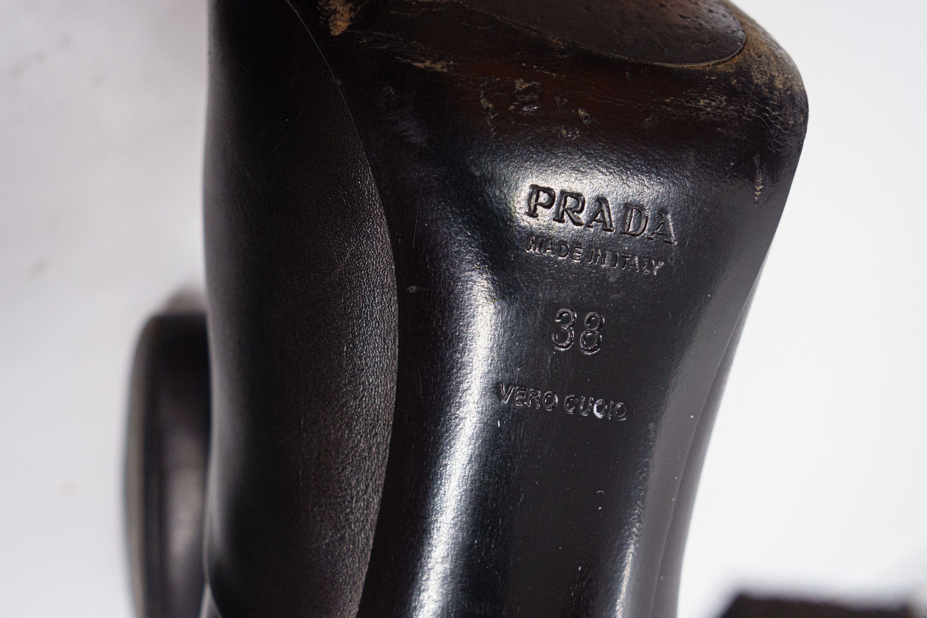 Prada Mainline Leather Ankle Heeled Bootie Size US 8 / IT 38 - 9 Thumbnail