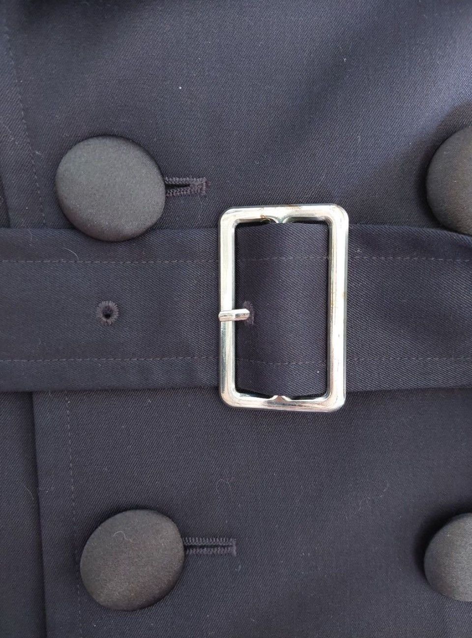 Comme des Garcons × H&M Trench Coat With Large Satin Buttons and Belt. Size S / US 4 / IT 40 - 3 Thumbnail