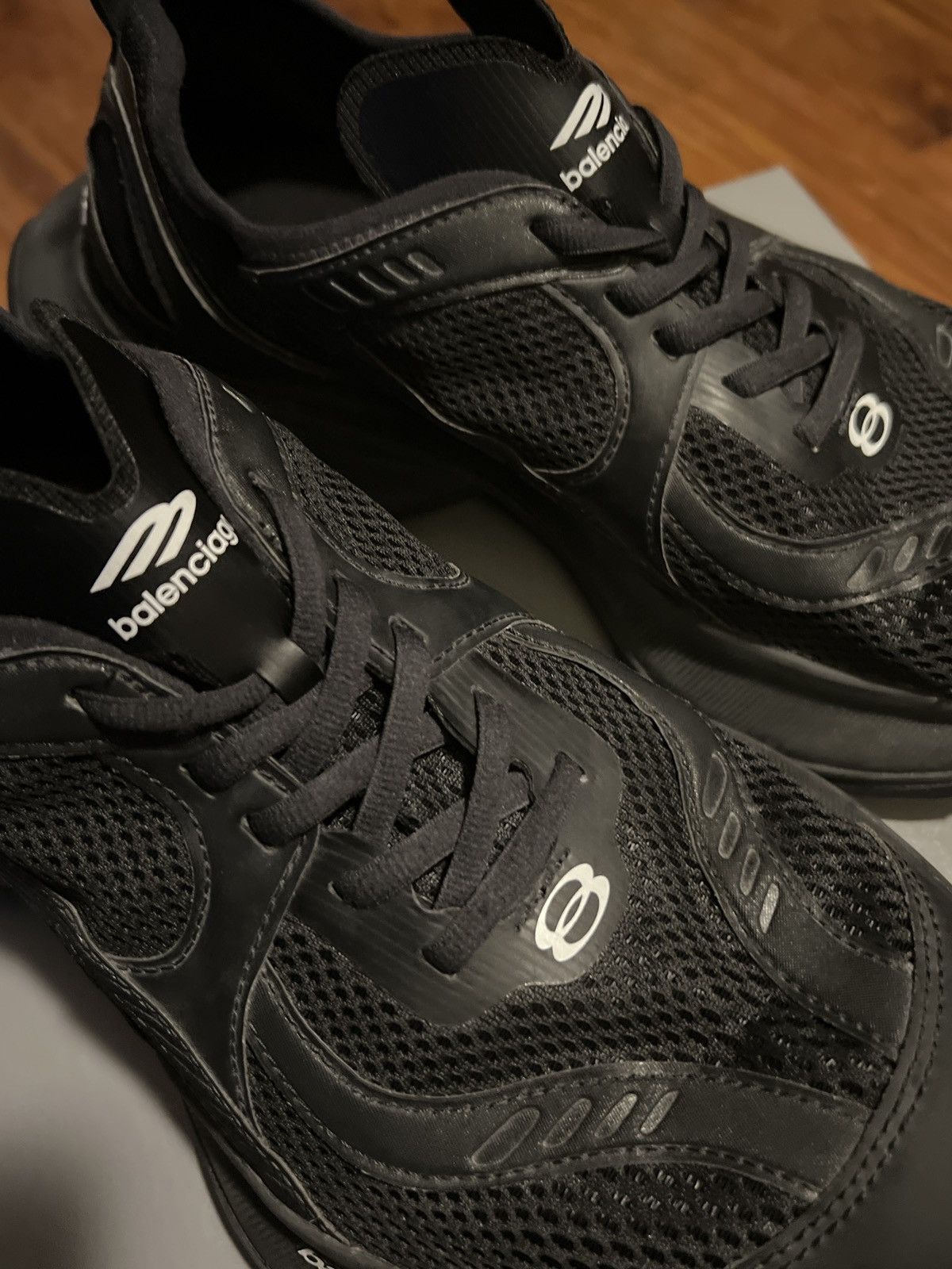 Balenciaga Balenciaga Circuit Sneakers Size US 9 / EU 42 - 14 Thumbnail