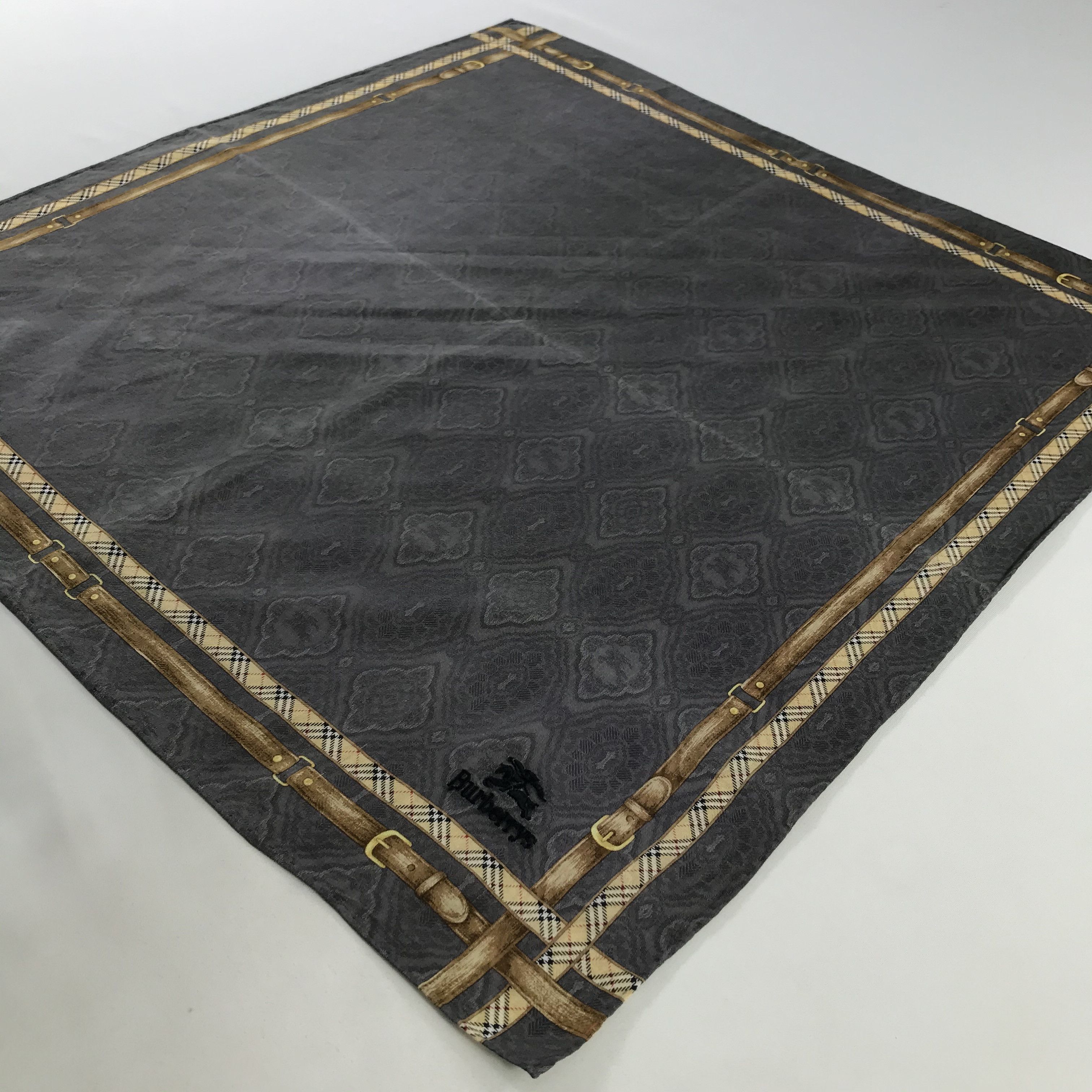 Burberry × Vintage Burberry Bandana / Handkerchief / Neckerchief - S1089 Size ONE SIZE - 2 Thumbnail