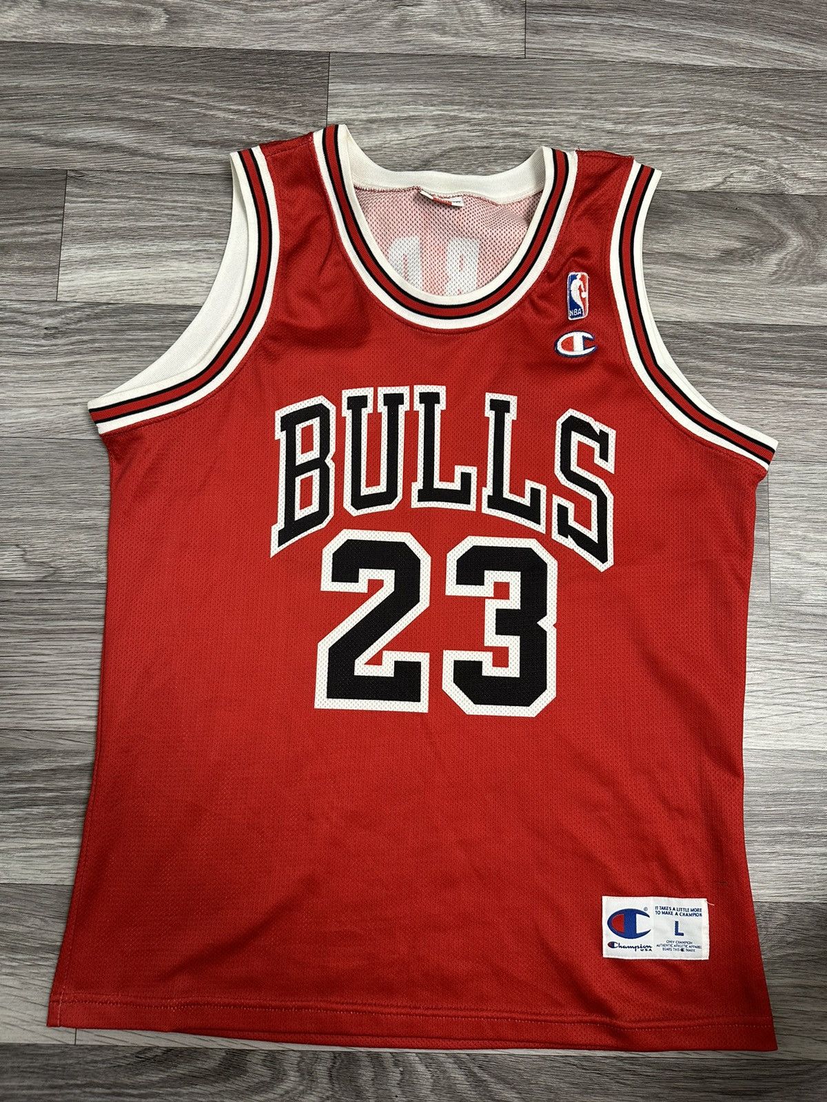 Champion Champion Chicago Bulls 23 Jordan Vintage Red Jersey hype Size US L / EU 52-54 / 3 - 1 Thumbnail