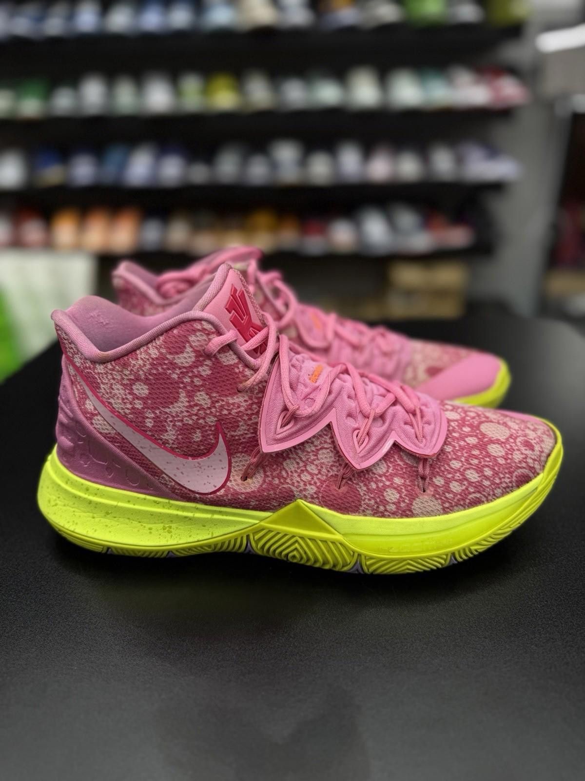 Nike Kyrie Patrick Star Size Men 100% Authentic