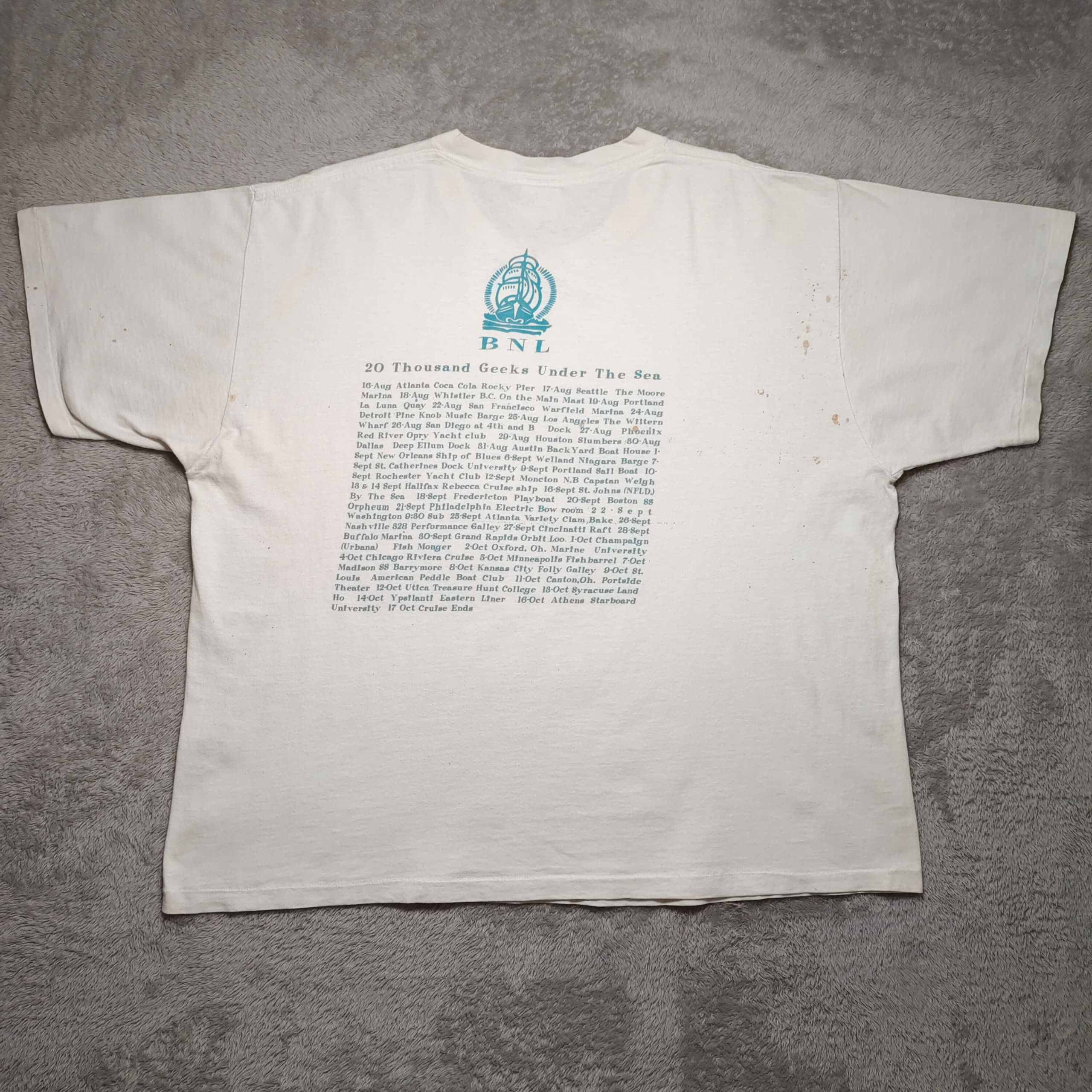 Band Tees VINTAGE BARENAKED LADIES CROP BAND T SHIRT Size US XL / EU 56 / 4 - 2 Thumbnail