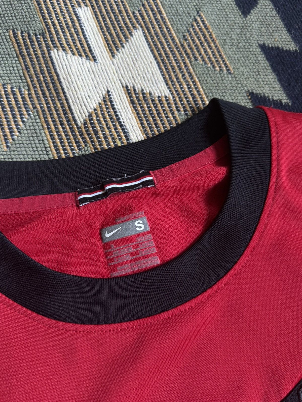 Nike Vintage Nike Manchester United 2009/10 Blockcore Jersey Size US S / EU 44-46 / 1 - 10 Thumbnail