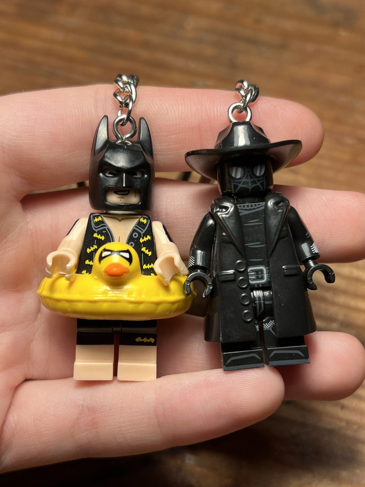 Anime × DC Comics × Marvel Comics Batman Spider Man Noir minifigure keychain keyring Size ONE SIZE - 5 Thumbnail