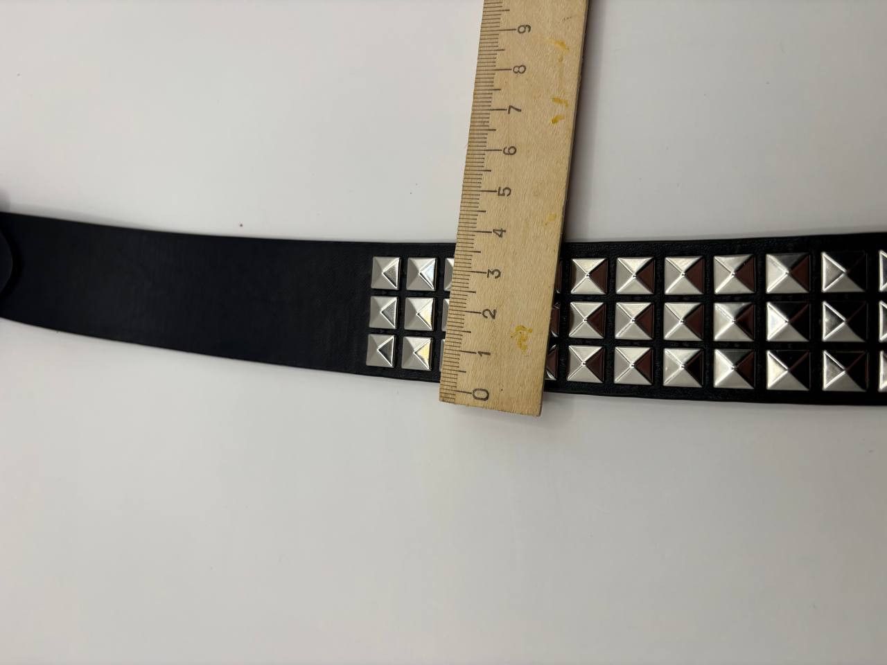 Vintage Vintage Studded Belt - Punk Rock / Y2K Size ONE SIZE - 9 Thumbnail