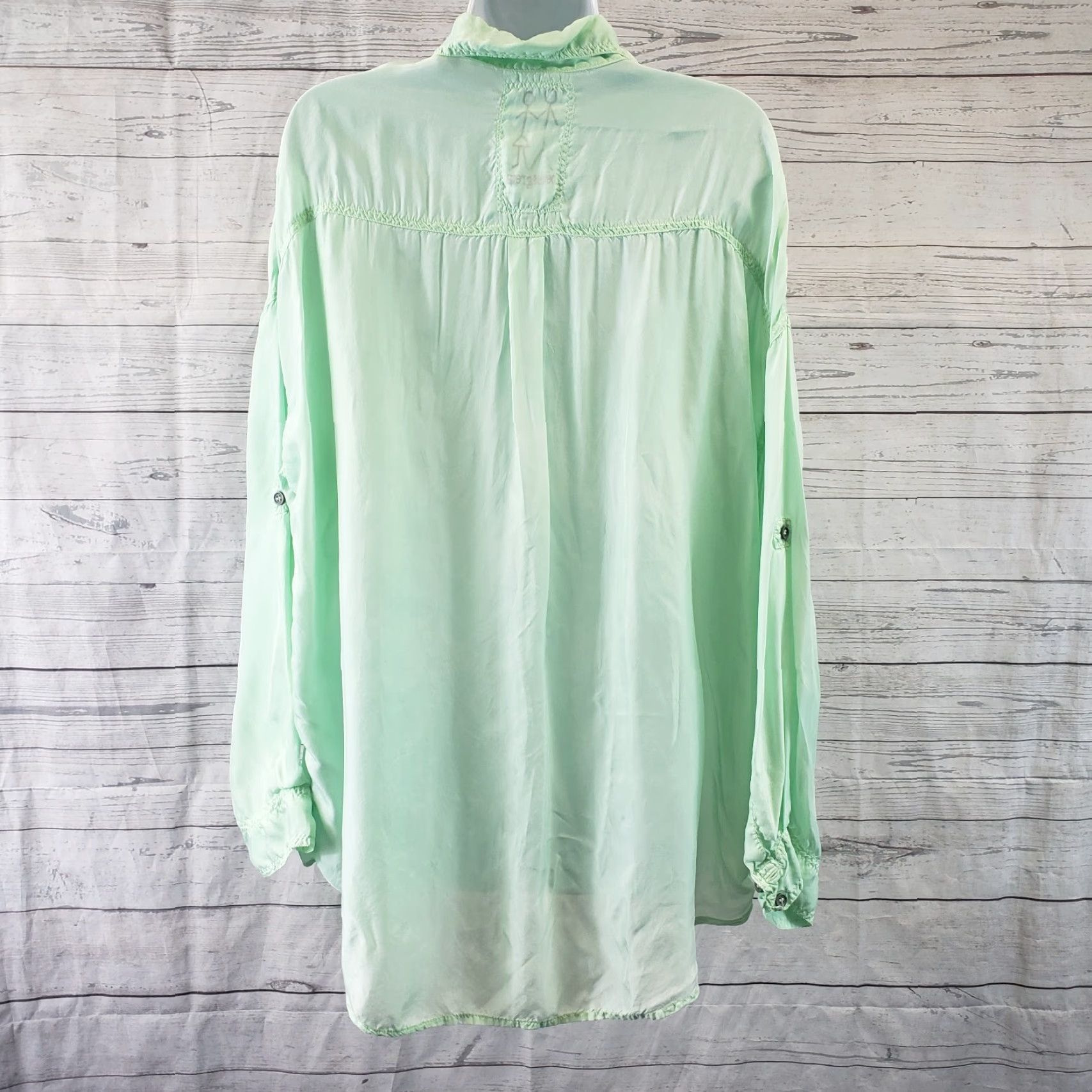 Vintage Pete & Greta Womens Button-Up Shirt Sz Small Solid Green Long Sleeve Front Cupro Size S / US 4 / IT 40 - 4 Thumbnail