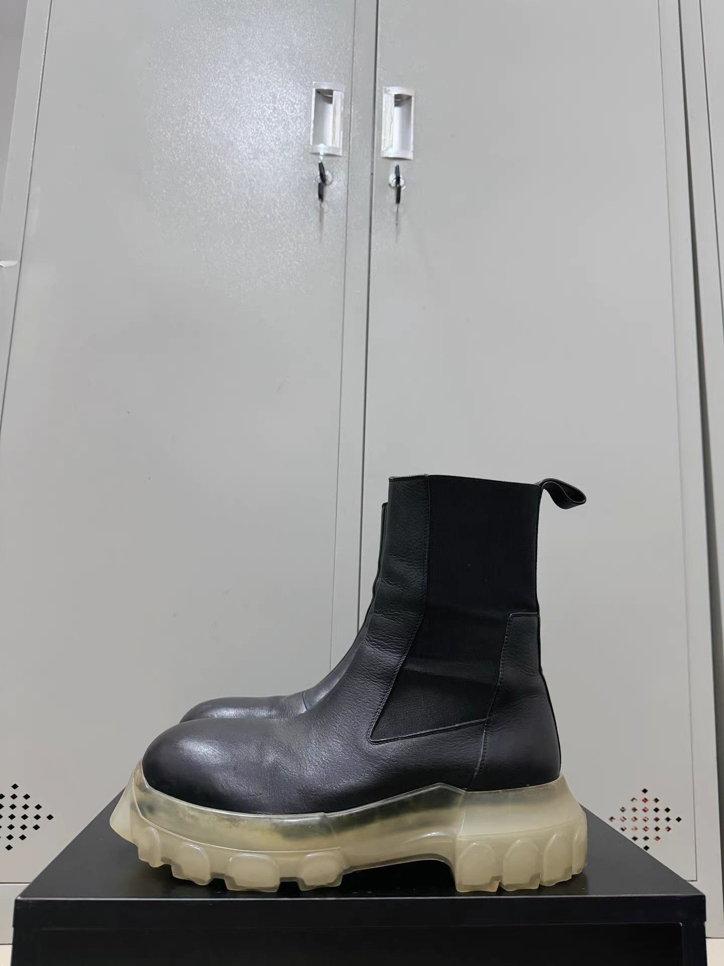 Rick Owens Rick Owens mainline octopus transparent sole Chelsea boots Size US 8 / EU 41 - 7 Thumbnail