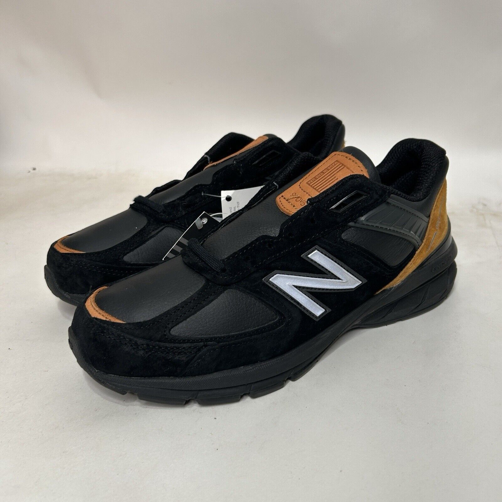 New Balance New Balance Shoes 990v5 Made in USA “Black Tan” 2024 Size US 9 / EU 42 - 3 Thumbnail