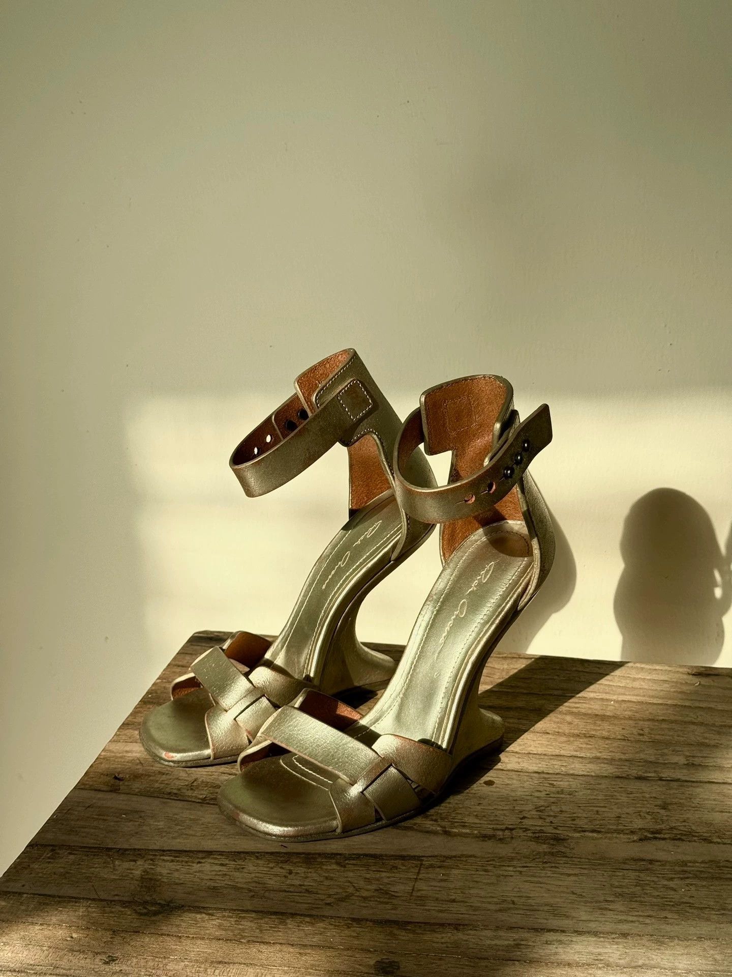 Rick Owens RickOwens 17ss Distressed Asymmetric Heels EU35 New Size US 4.5 / IT 34.5 - 5 Thumbnail
