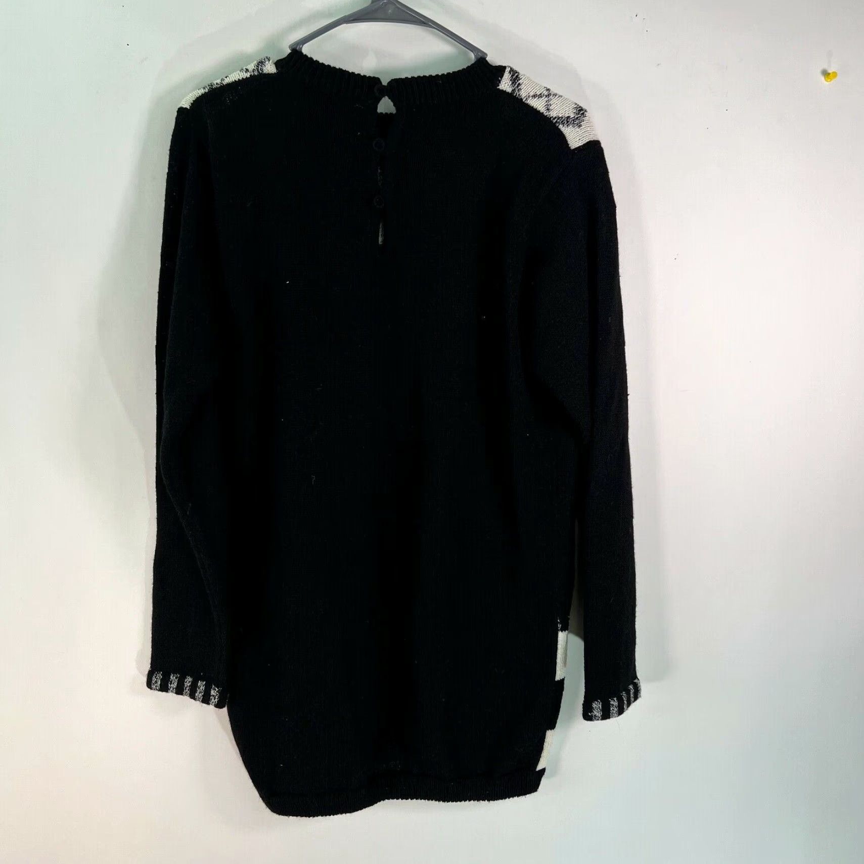 Vintage VINTAGE Anne Crimmins For Umi Collection Women Sweater - Black Geometric Knit Pullover, Crew Neck, Size M Size M / US 6-8 / IT 42-44 - 2 Thumbnail