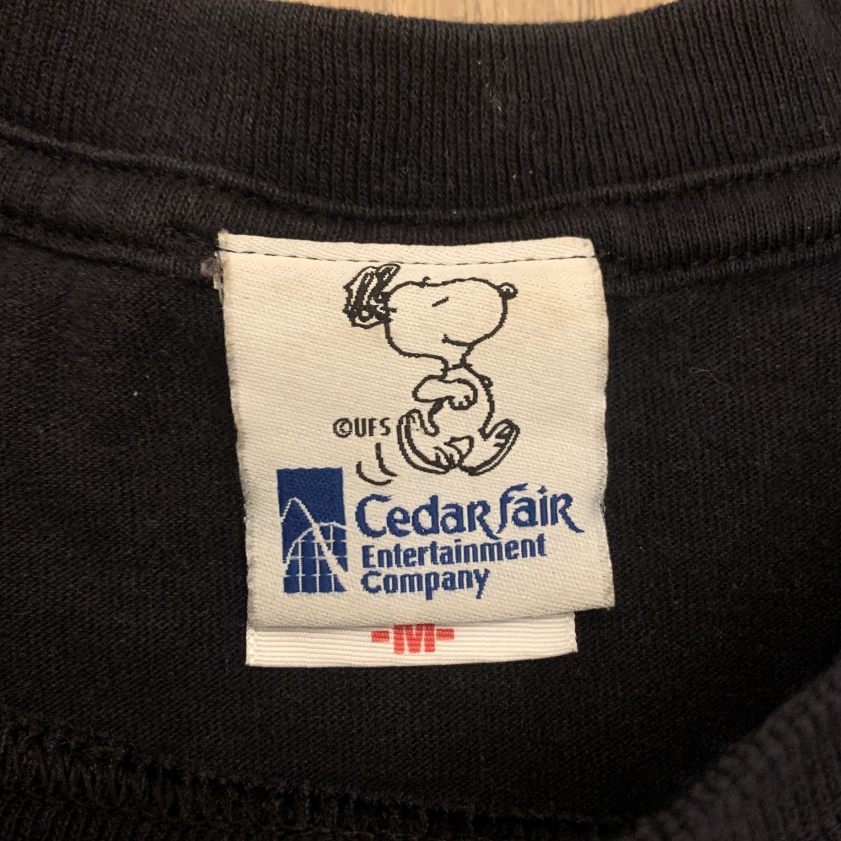 Vintage VINTAGE M & M Peanuts Snoopy T-Shirt Adult Medium Black Dorney Amusement Park Mens Size US M / EU 48-50 / 2 - 4 Thumbnail