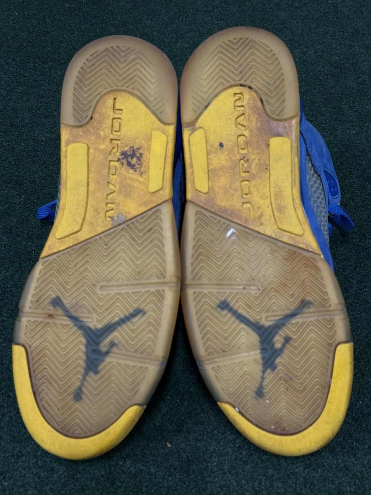 Jordan Brand 2019 Air Jordan 5 Retro Laney CI3287-400 Size US 6.5 / EU 39-40 - 8 Thumbnail