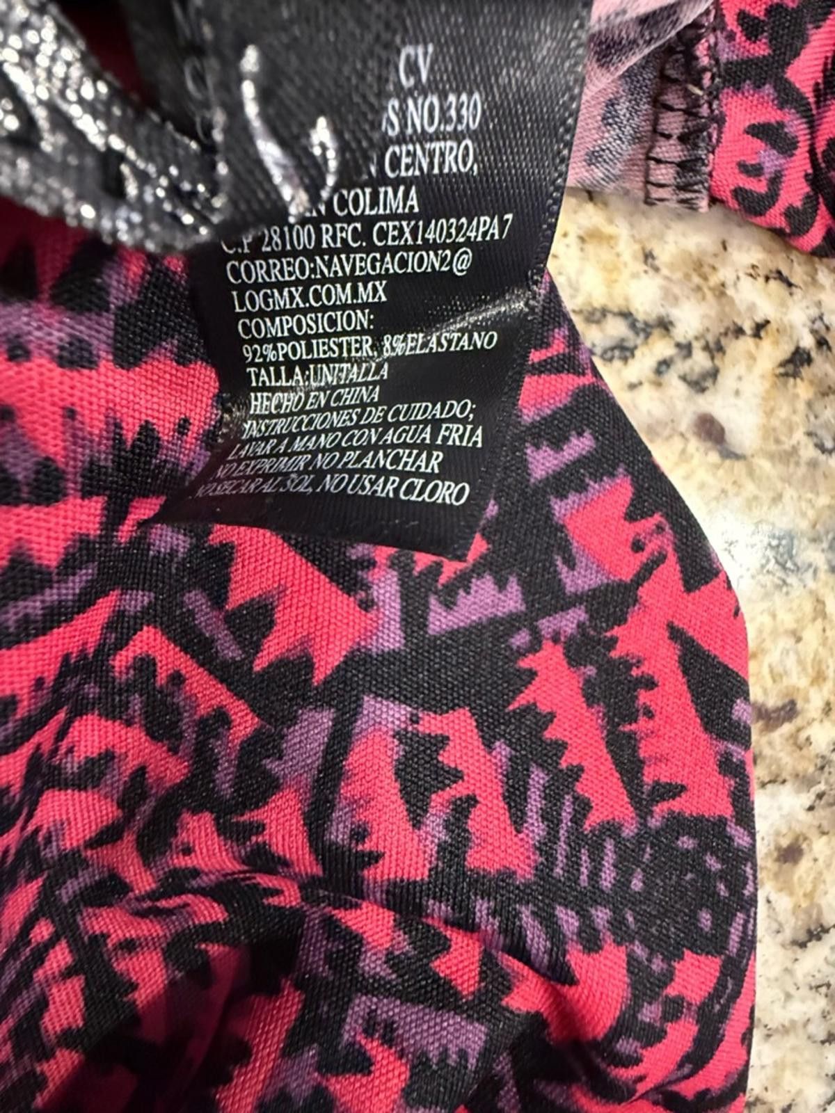 Jean Jera crop leggings web pattern bold pink purple & black XS Size 26" / US 2 / IT 38 - 8 Thumbnail
