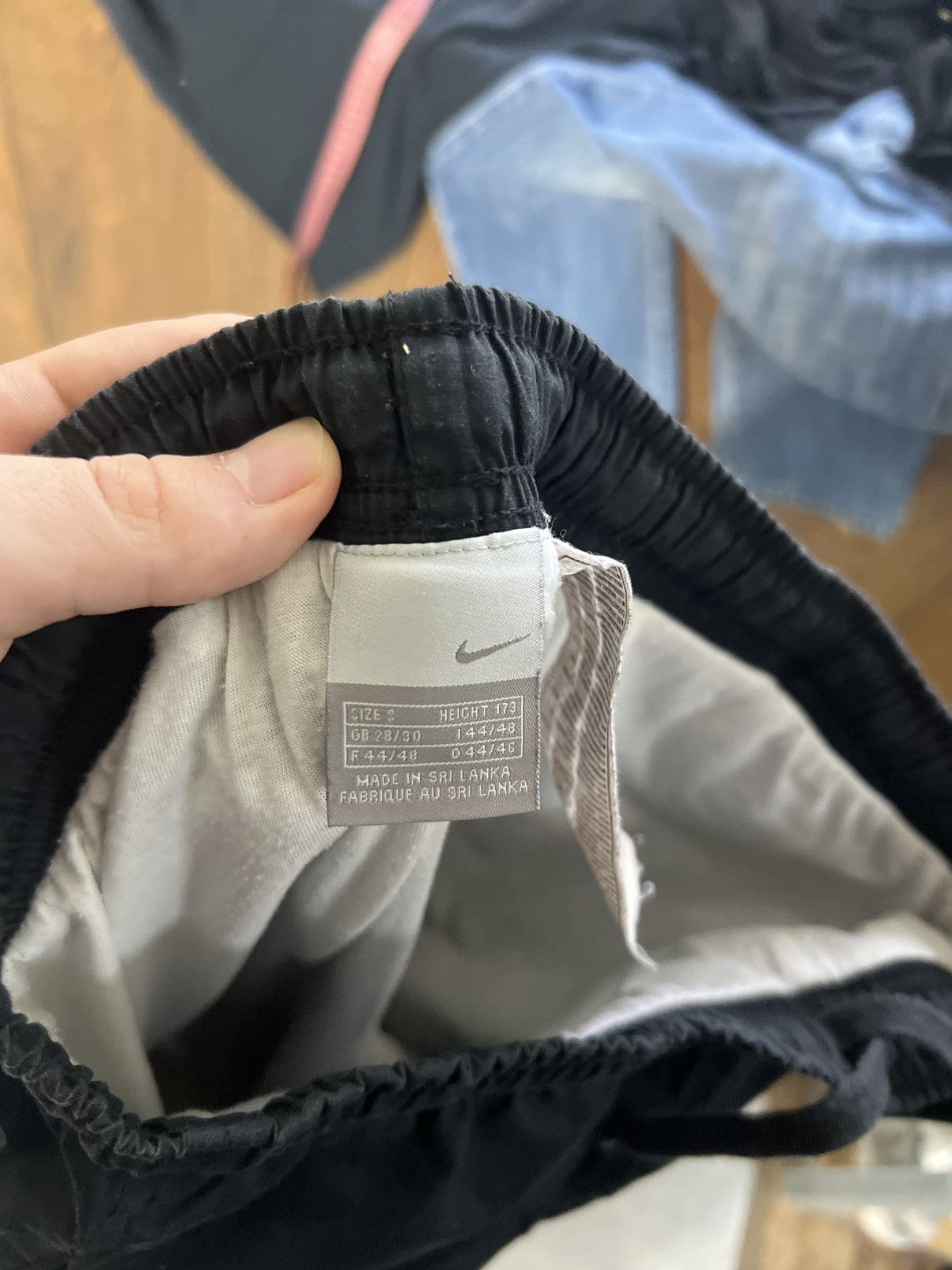 Nike Vintage Nike Track Pants Nylon Striped 00s Y2K Baggy Size US 30 / EU 46 - 4 Thumbnail