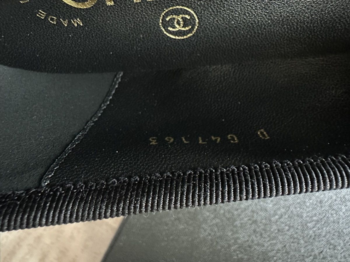 Chanel chanel 26M coco beach cambon flat black color size 38 Size US 8 / IT 38 - 7 Thumbnail