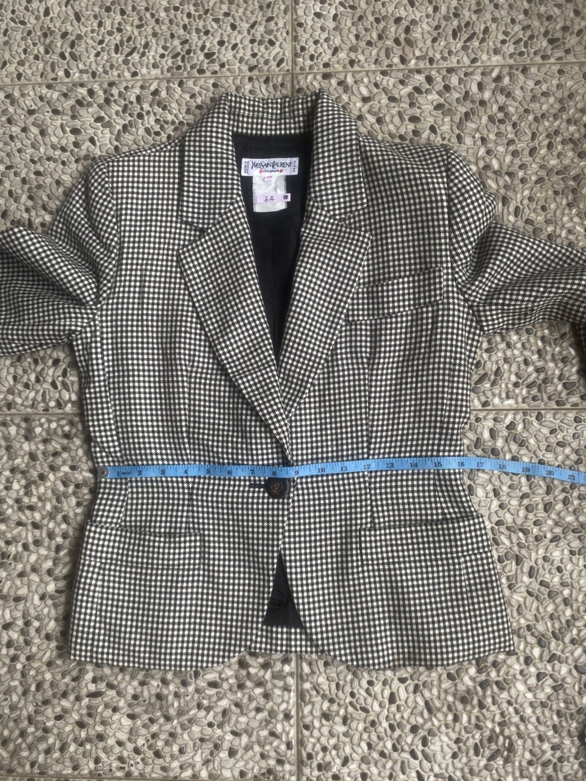 Yves Saint Laurent Vintage YSL Rive Gauche Houndstooth Blazer Made in France Size XS / US 0-2 / IT 36-38 - 7 Thumbnail