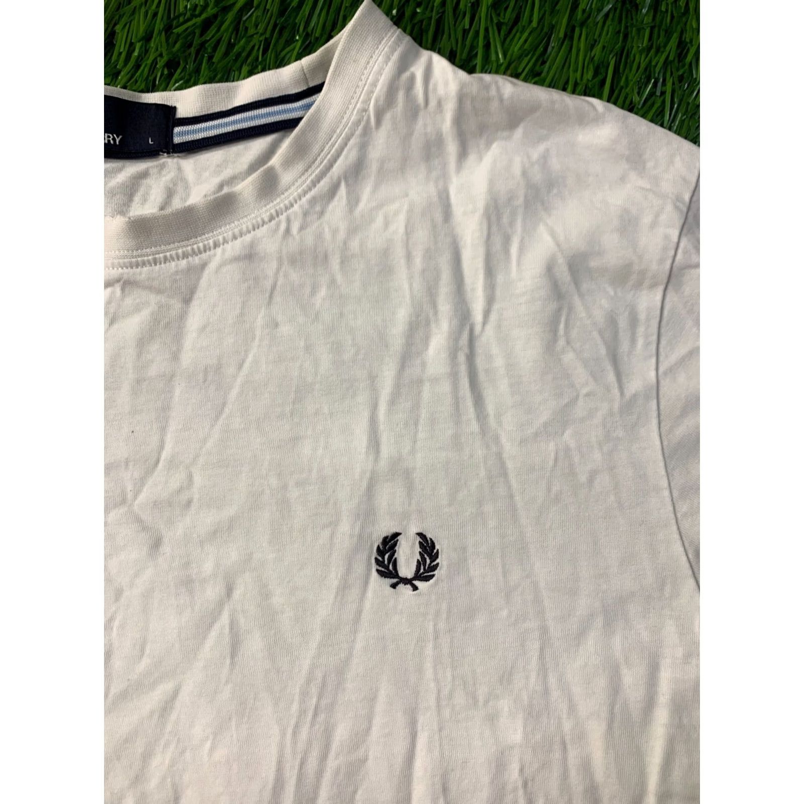 Fred Perry FRED PERRY ORIGINAL MEN CASUAL SHORT SLEEVE SHIRT T-SHIRT JERSEY SIZE L LARGE White Crew Neck 100% Cotton Jersey Men's T-Shirt Basic Shirt Size US L / EU 52-54 / 3 - 3 Thumbnail