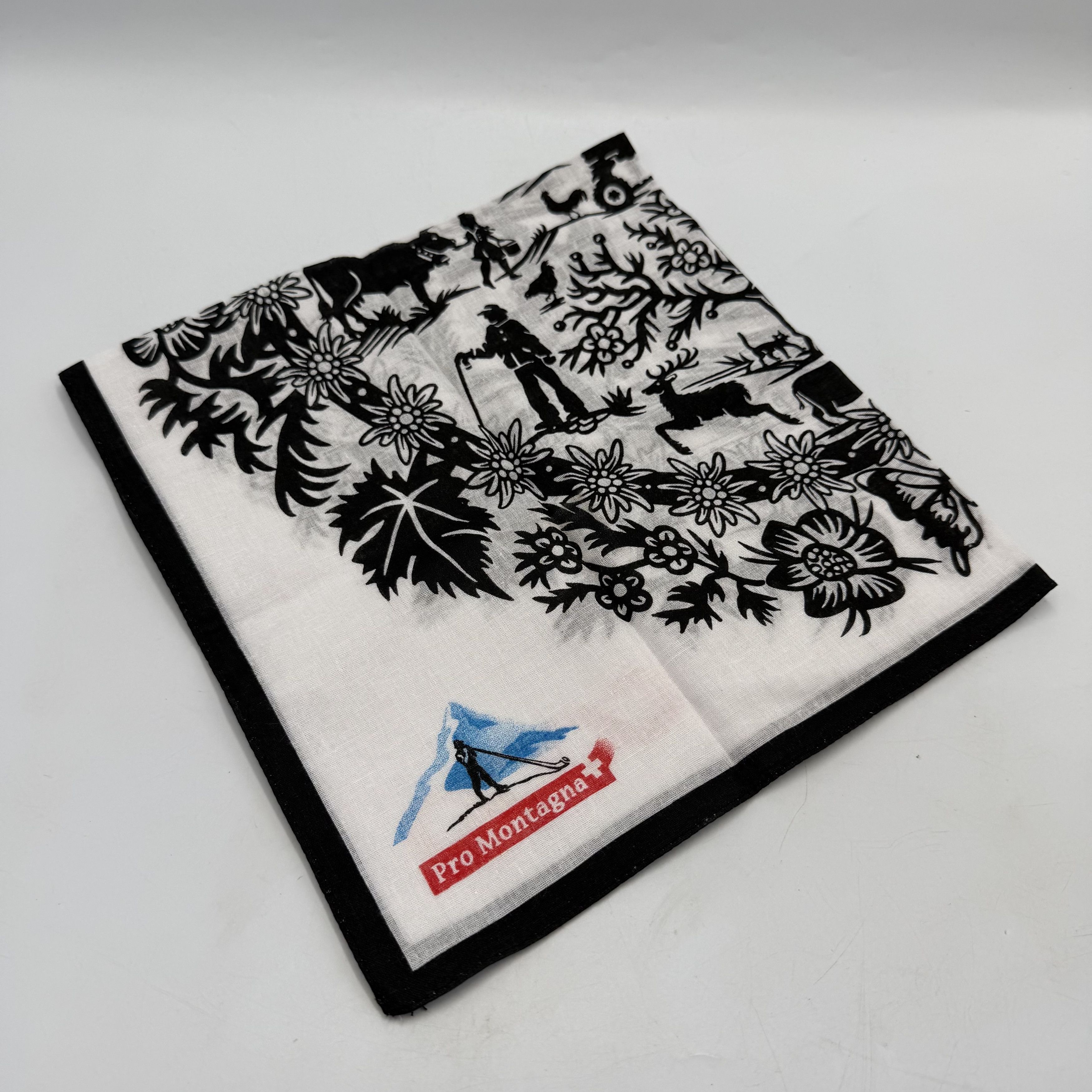 Vintage Vintage Swiss Coop Pro Montagna Cotton Bandana Scarf Size ONE SIZE - 9 Thumbnail