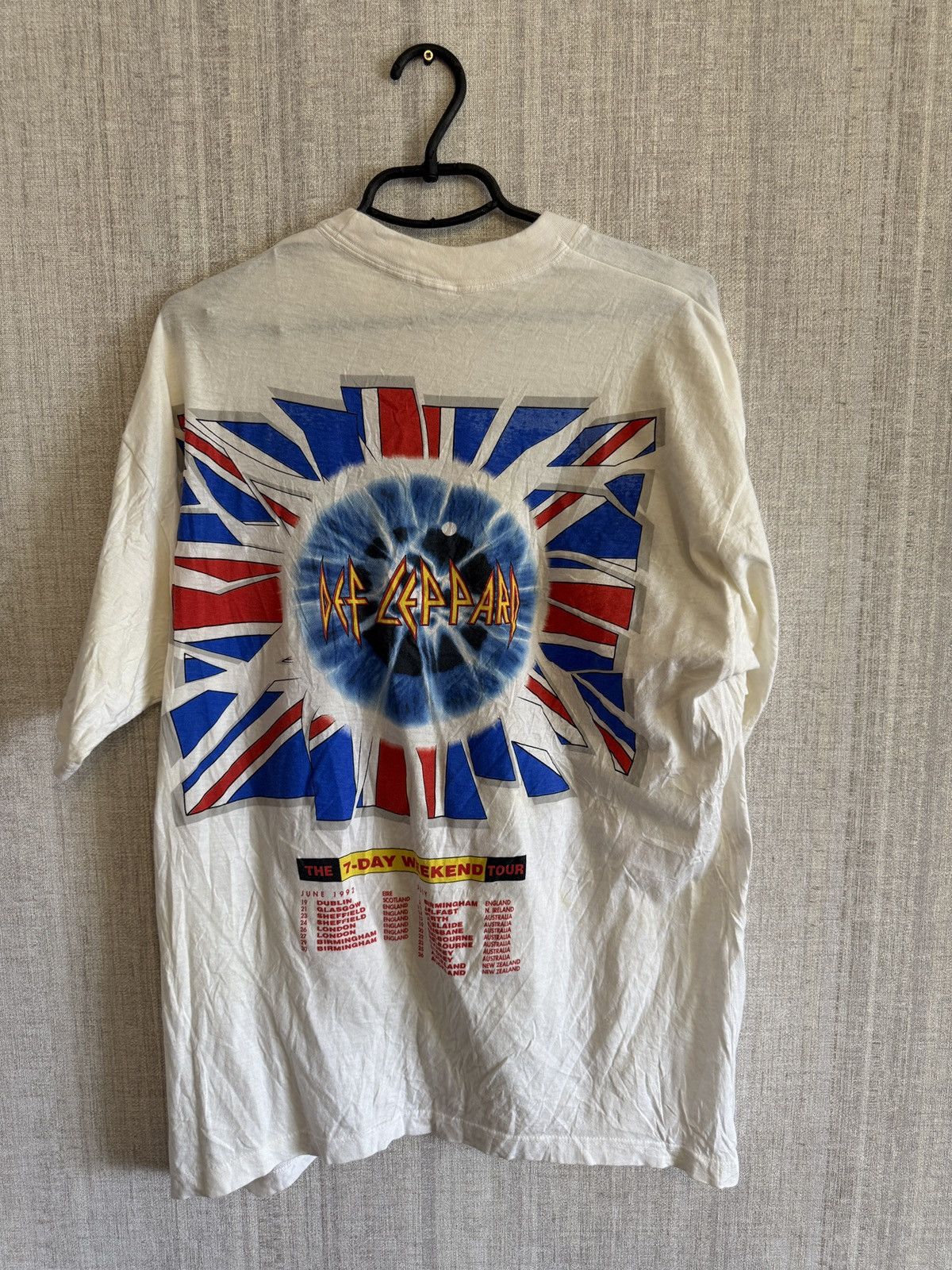 Band Tees Vintage Def Leppard 1992 The 7-Day Weekend Tour Rock T Shirt Size US XL / EU 56 / 4 - 4 Thumbnail