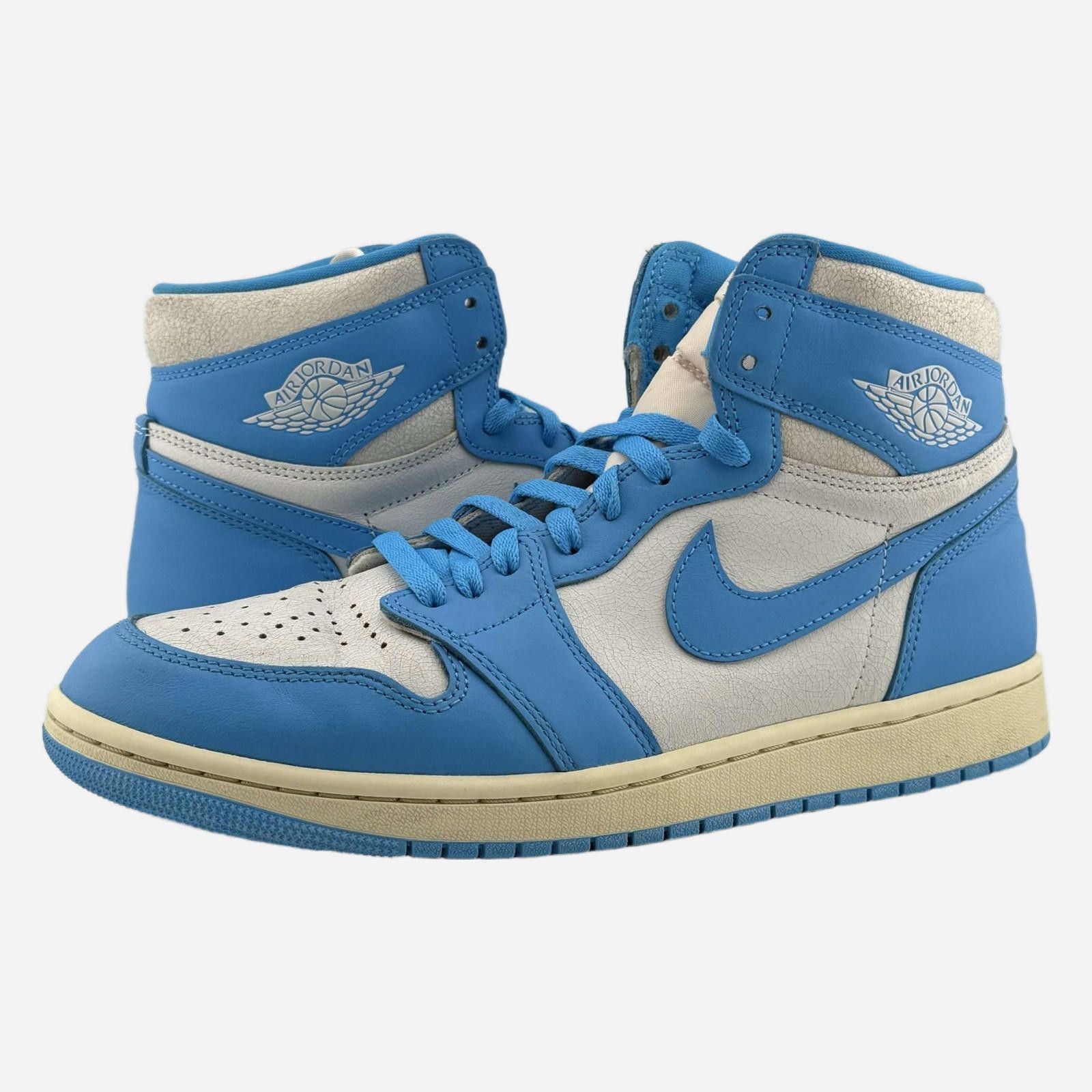 Nike Nike Air Jordan 1 Retro High OG Powder Blue 10.5 Used Size US 10.5 / EU 43-44 - 1 Thumbnail