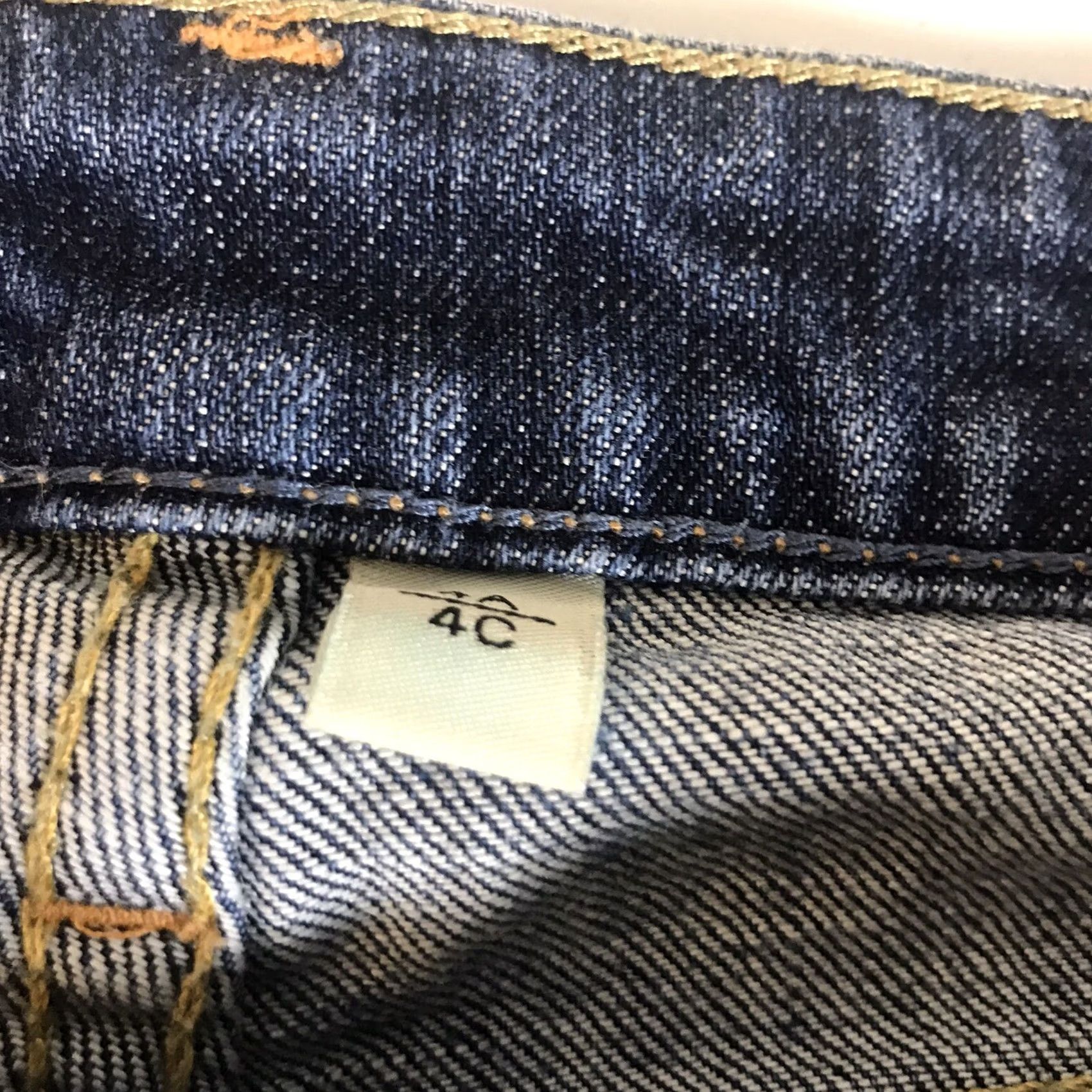 Gap GAP Jeans Womens Sz 4 Mid-Rise Capri Cuffed Cut-Off Classic Stretch Medium Wash Denim Blue Men’s/Women’s? Size 27" / US 4 / IT 40 - 4 Thumbnail