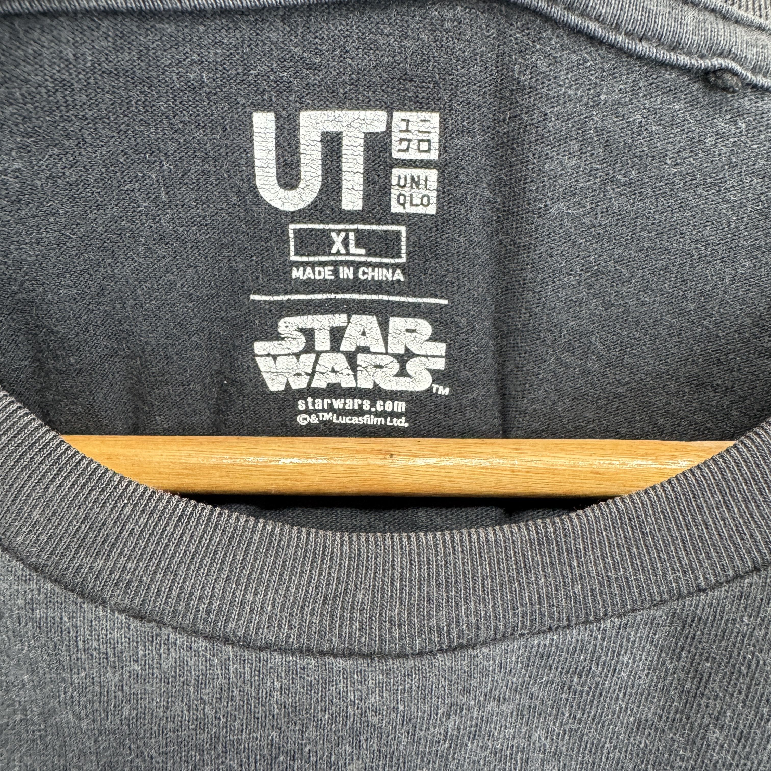 Uniqlo Uniqlo X Star Wars BB-8 Graphic Sunfaded Tshirt Size US XL / EU 56 / 4 - 7 Thumbnail