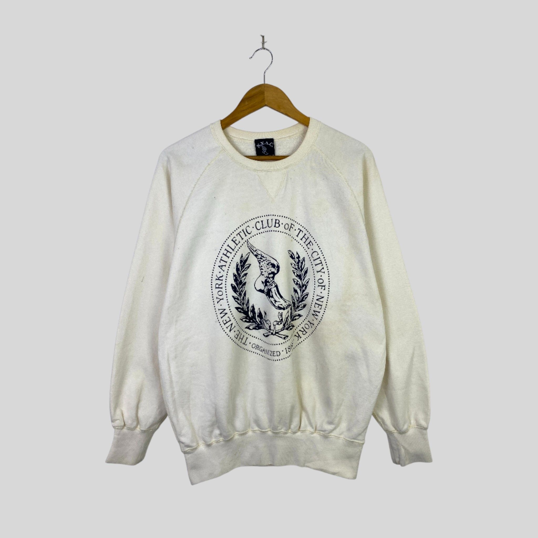 Vintage Vintage 90s New York Athletic Club Printed Sweatshirt SH0389 Size US L / EU 52-54 / 3 - 1 Thumbnail