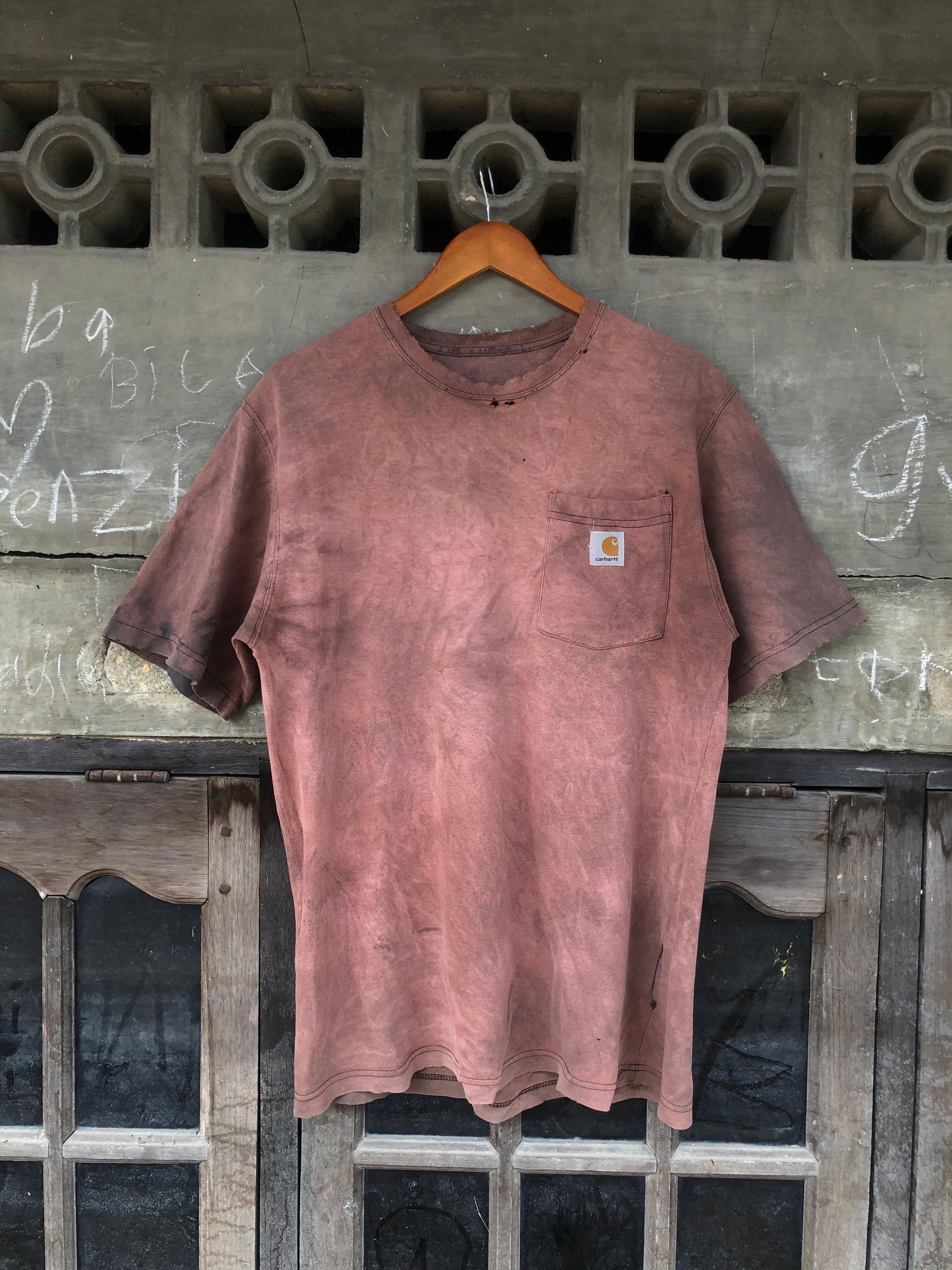 Carhartt Vintage Crashed Carhartt Tee Size US L / EU 52-54 / 3 - 1 Thumbnail