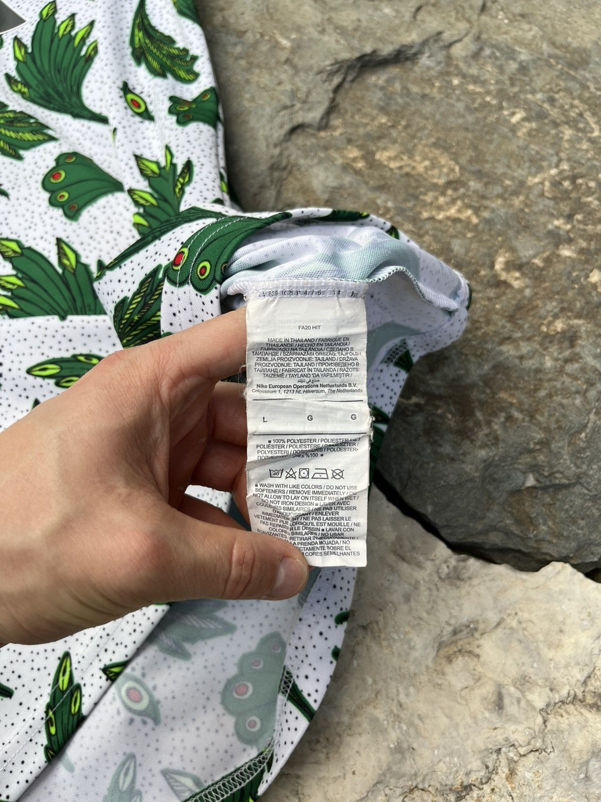 Nike Nike pre match Nigeria national team 2020 patterned jersey Size US L / EU 52-54 / 3 - 13 Thumbnail