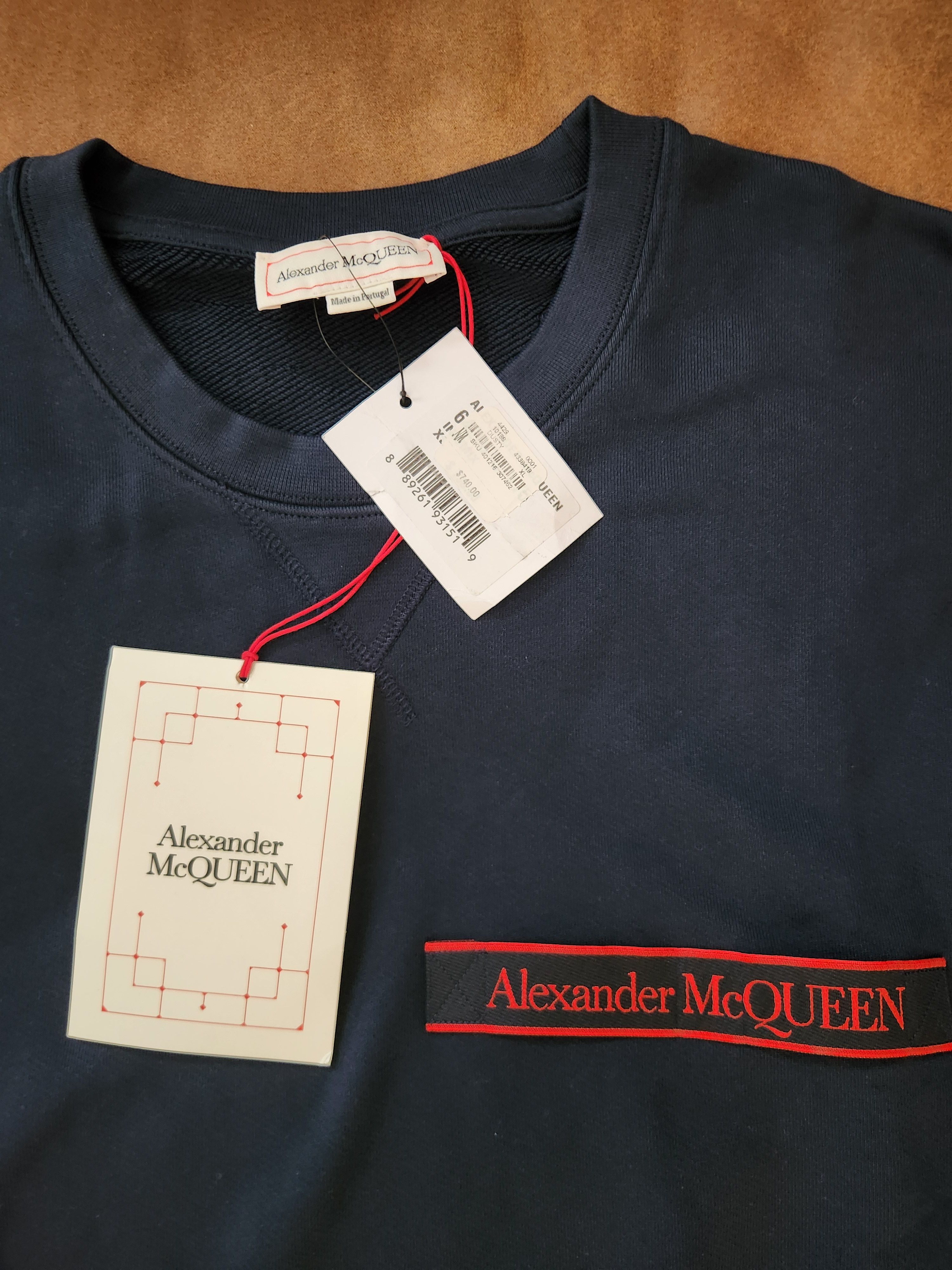 Alexander McQueen Alexander McQueen Navy Crew Size US XL / EU 56 / 4 - 6 Thumbnail