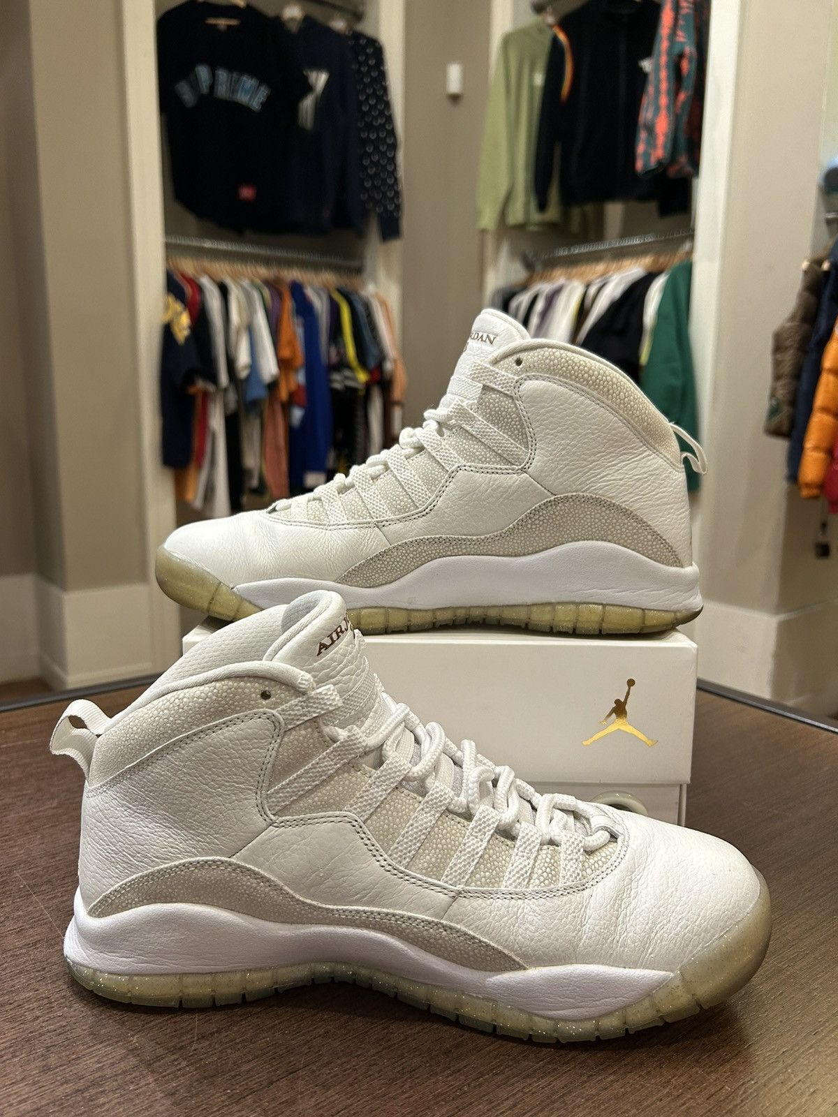 Jordan Brand × October's Very Own Jordan 10 Retro Drake OVO White Size US 10 / EU 43 - 2 Thumbnail