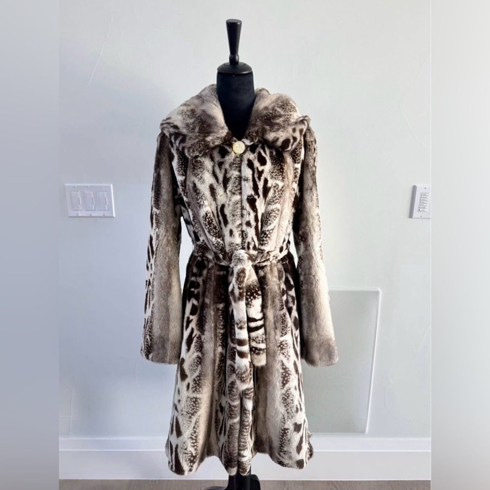 Other Elegant Animal Print Mink Long Fur Coat size S Size S / US 4 / IT 40 - 1 Thumbnail
