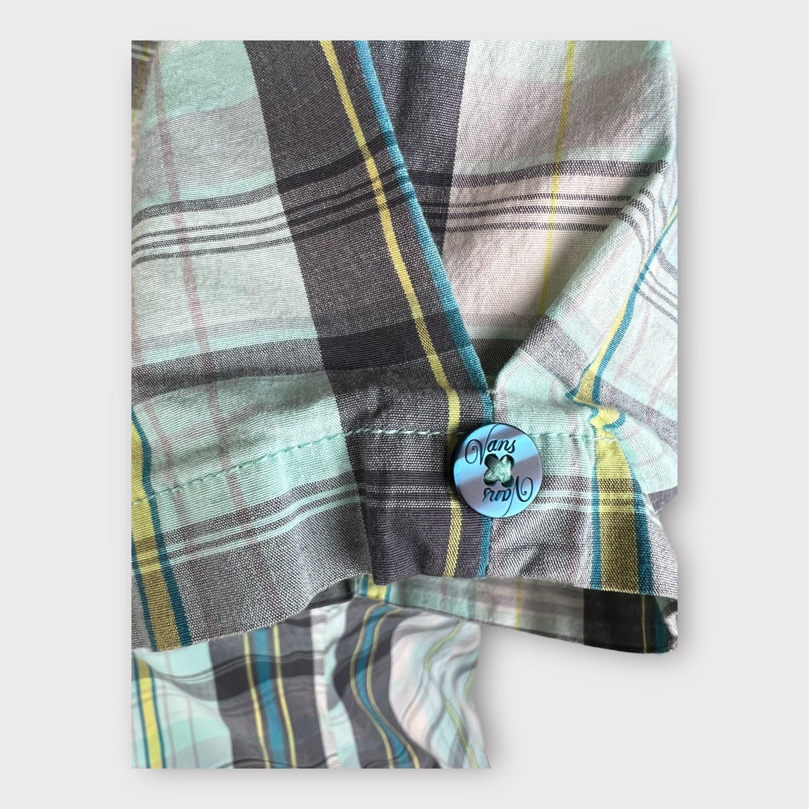 Vans Vans | Vintage Y2K Button Down Plaid Shirt | Medium Size M / US 6-8 / IT 42-44 - 9 Thumbnail