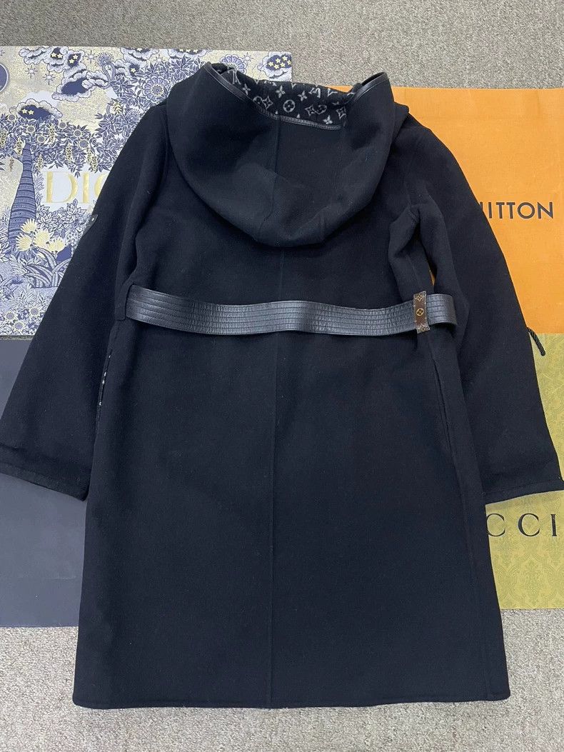 Louis Vuitton Louis Vuitton Black hooded coat with full of old flowers c Size XS / US 0-2 / IT 36-38 - 3 Thumbnail