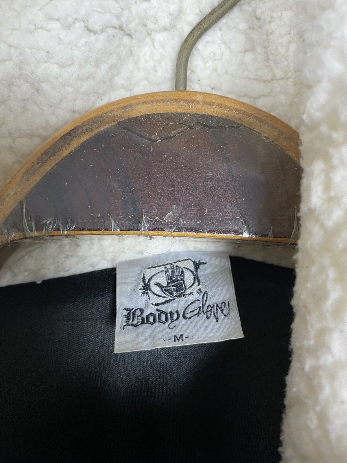 Body Glove Rare‼️ Body Glove Hoodie Deep Pile Spellout Size US S / EU 44-46 / 1 - 7 Thumbnail