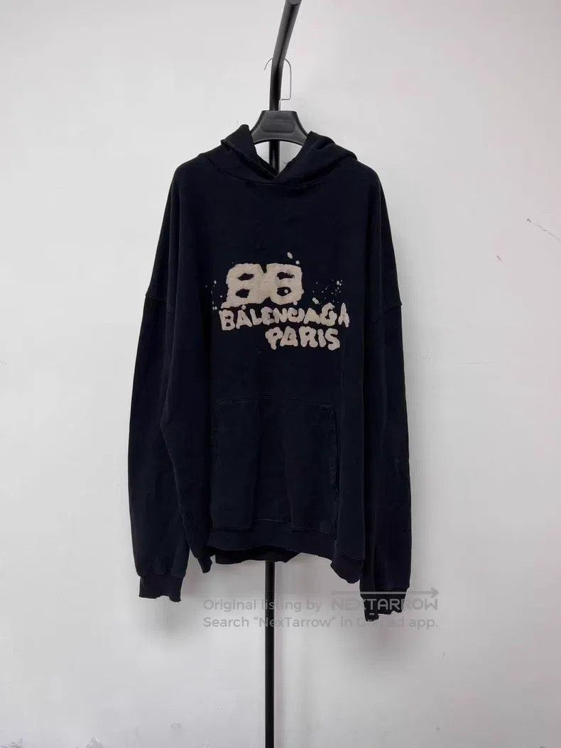 Balenciaga Balenciaga Logo Printed Hooded Pullover Sweatshirt Size US L / EU 52-54 / 3 - 1 Thumbnail