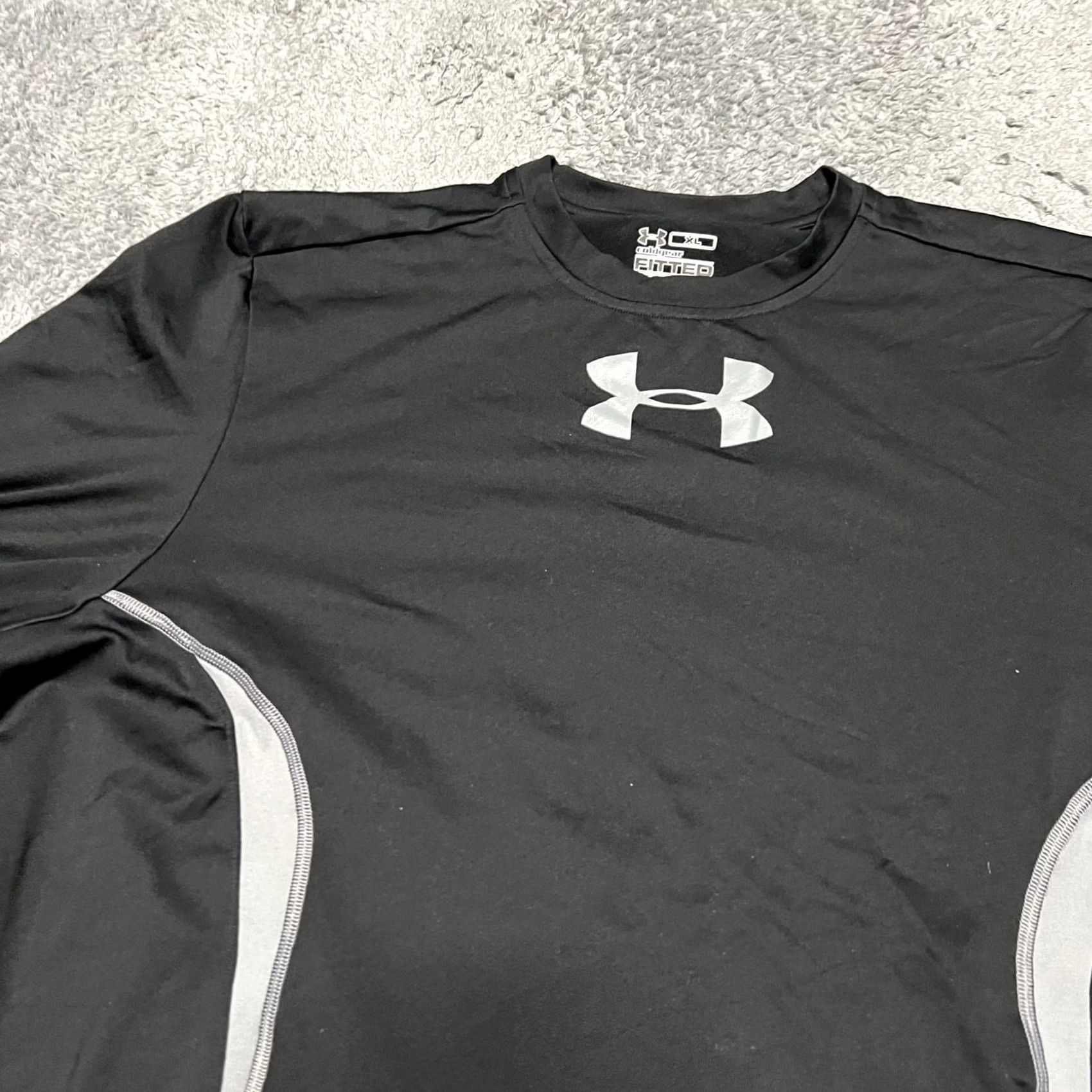 Under Armour Under Armour Shirt Mens XL Coldgear Long Sleeve Black Fitted Running Size US XL / EU 56 / 4 - 2 Thumbnail
