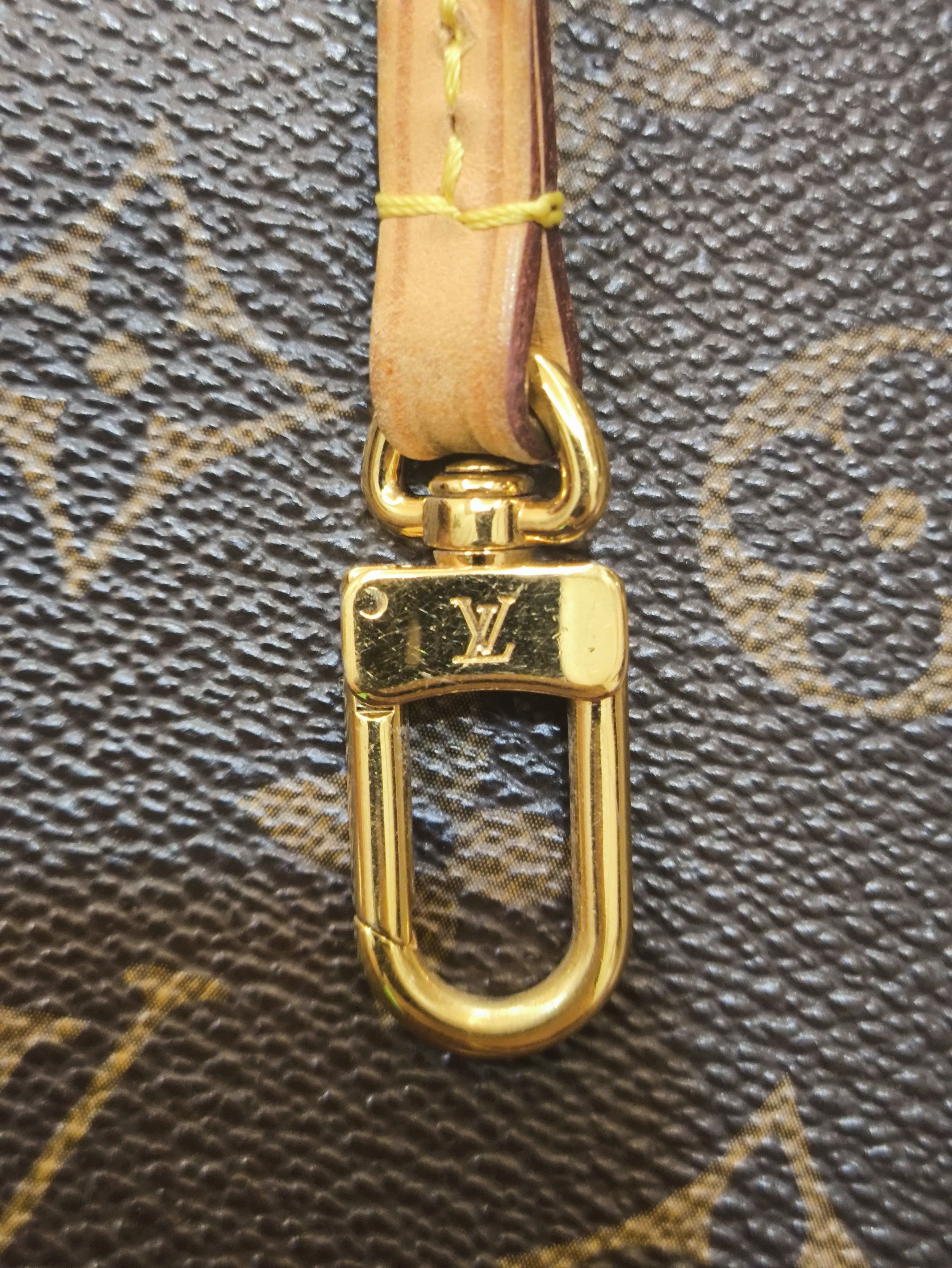 Louis Vuitton Louis Vuitton Monogram Neverfull GM Pouch Accessories Bag Size ONE SIZE - 7 Thumbnail
