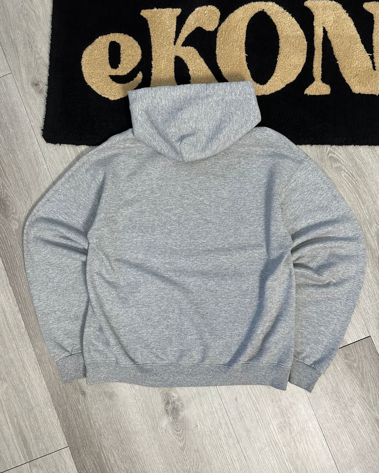 Disney × Mickey Mouse × Vintage Vintage Disney Parks Mickey Mouse Gray Hoodie - Size Medium Size US M / EU 48-50 / 2 - 2 Thumbnail