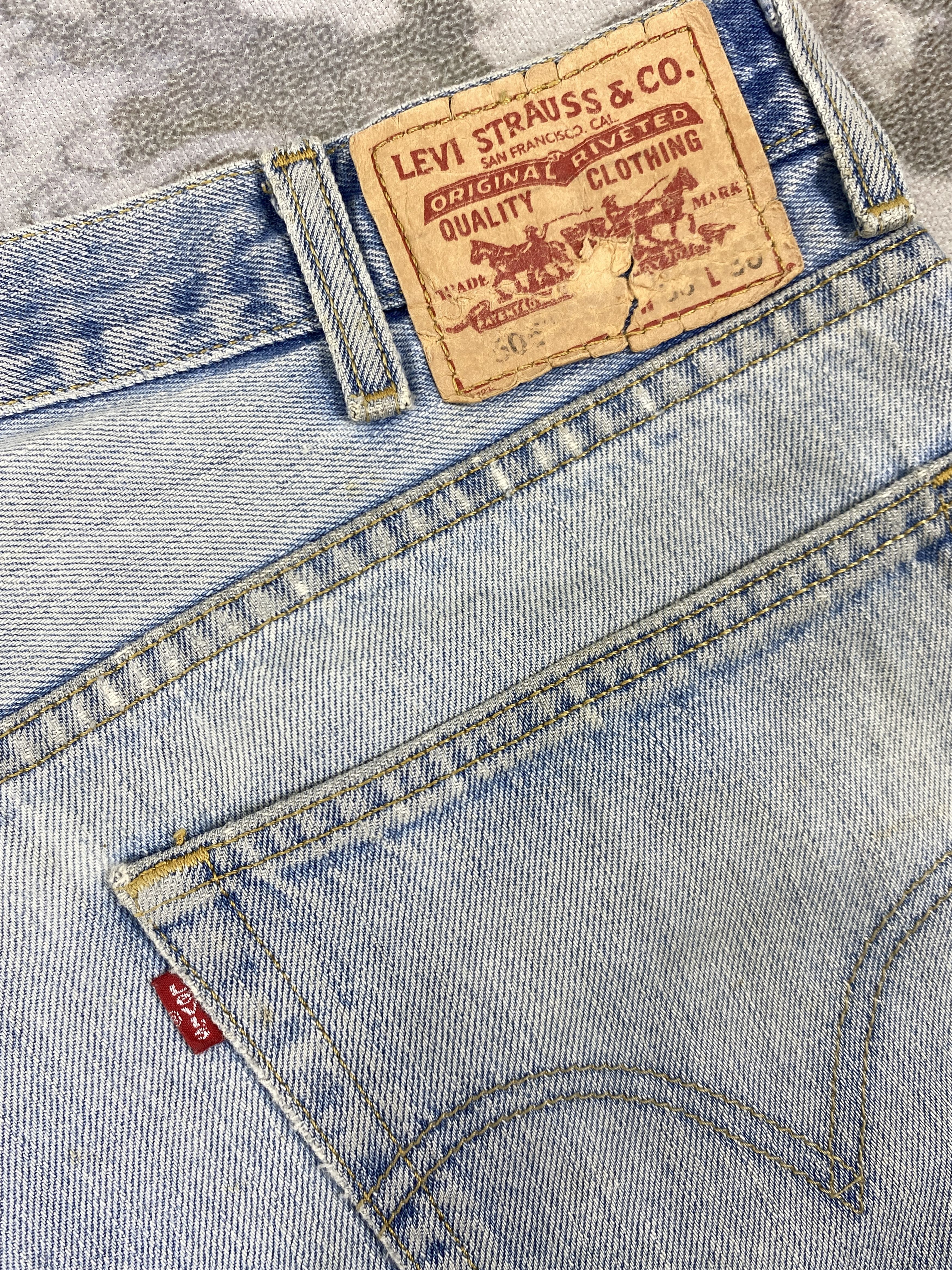 Levi's Light Blue Wash Vintage Levi's 505 37x29.5 Denim -JN1913 Size US 37 - 12 Thumbnail