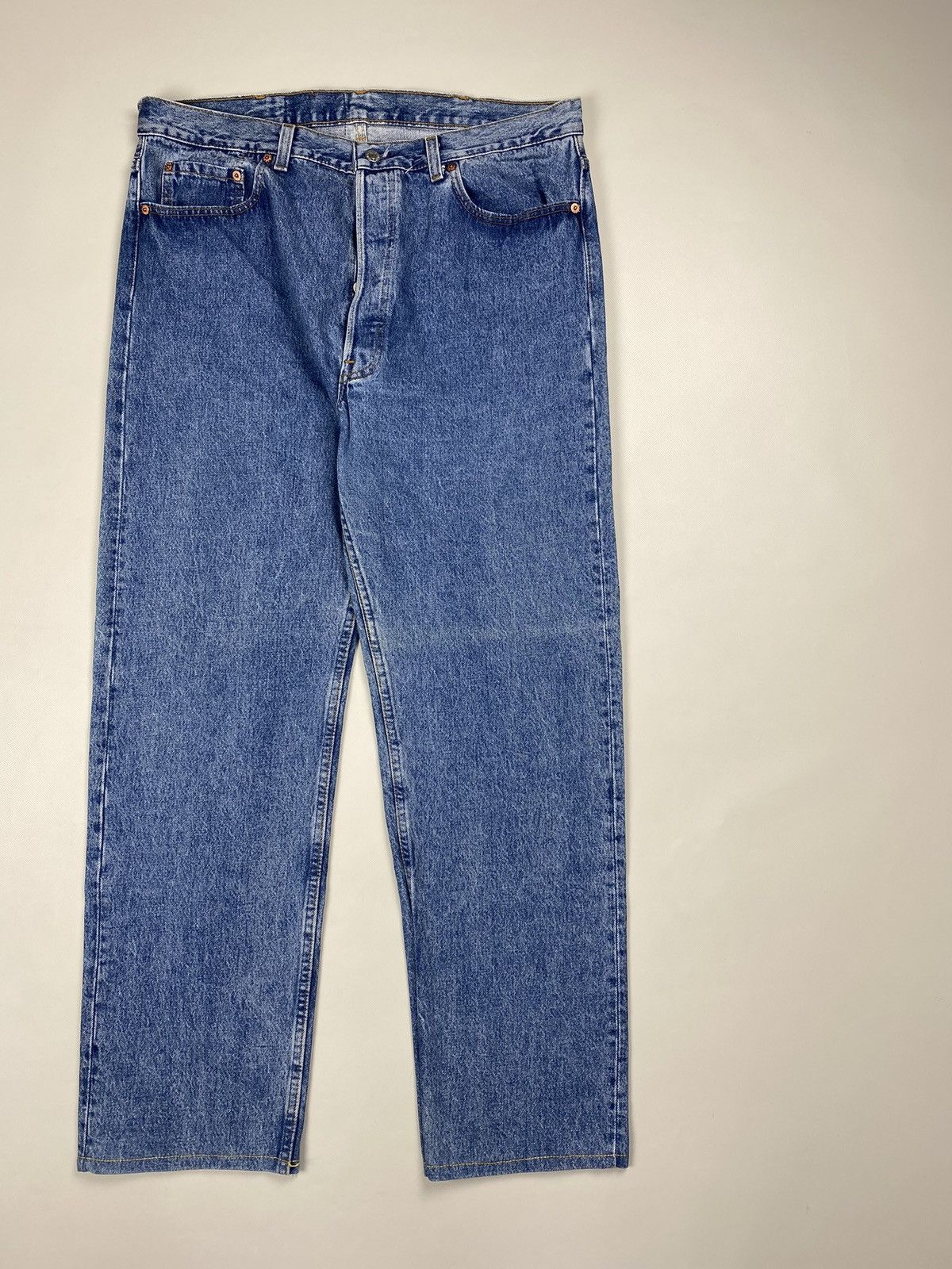 Levi's × Vintage VTG Levi’s 501 men’s washed denim jeans size 40 36 USA Size US 40 / EU 56 - 3 Thumbnail